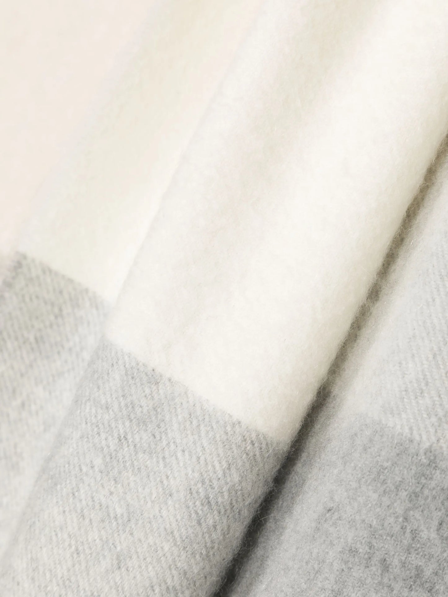 checkered cashmere fringed scarf