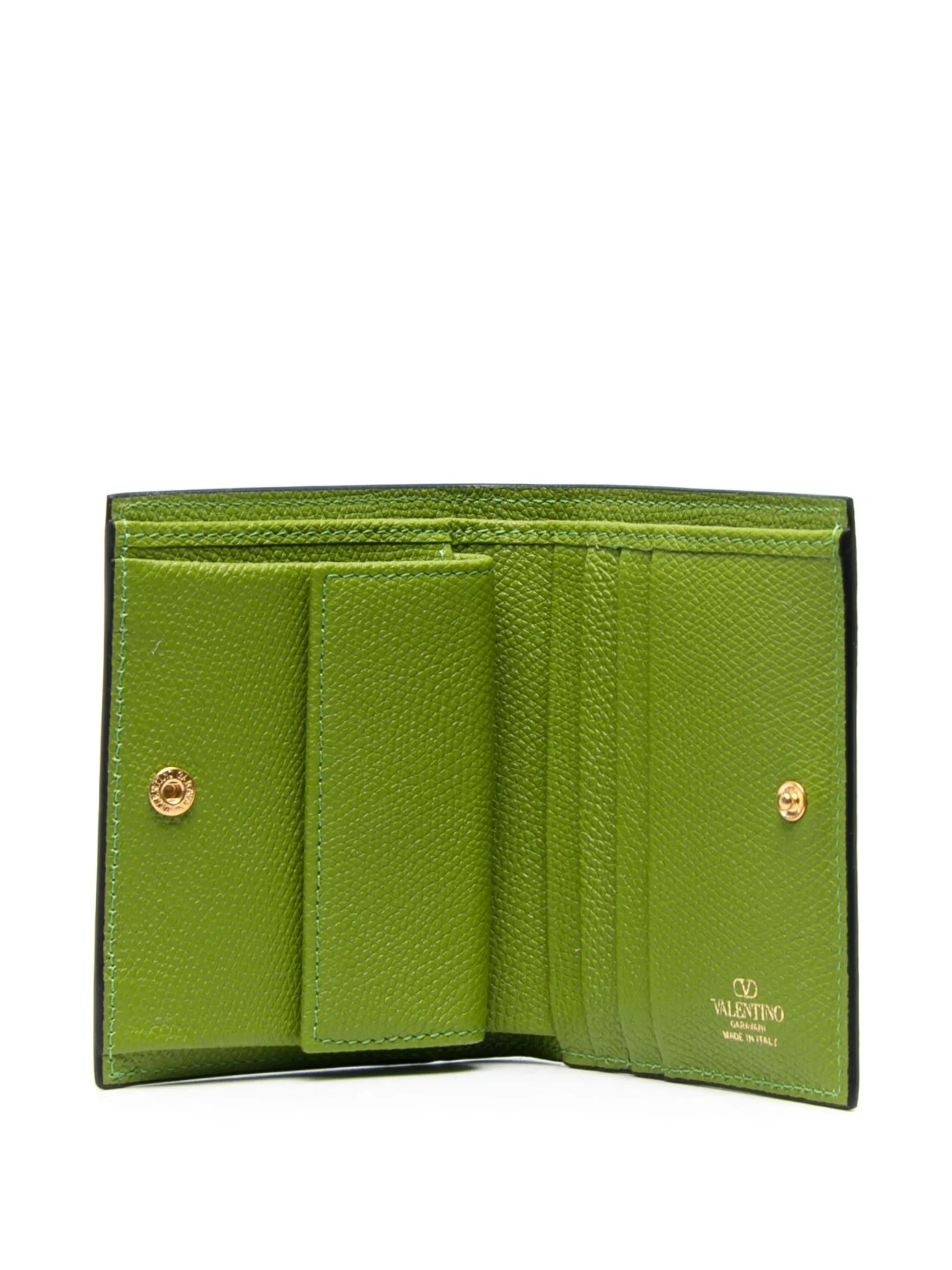 VLogo Signature bifold wallet