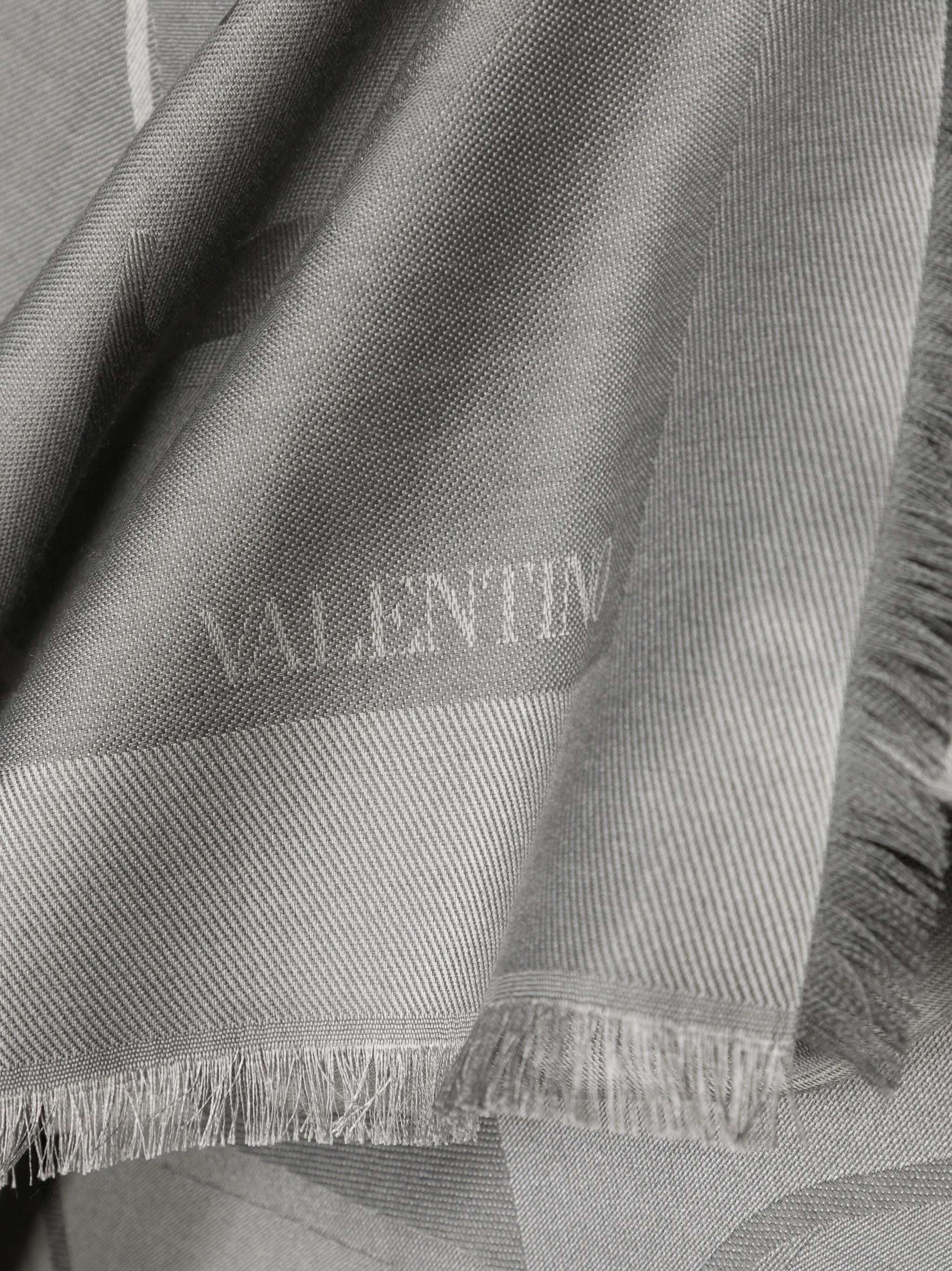 VLogo Signature jacquard scarf