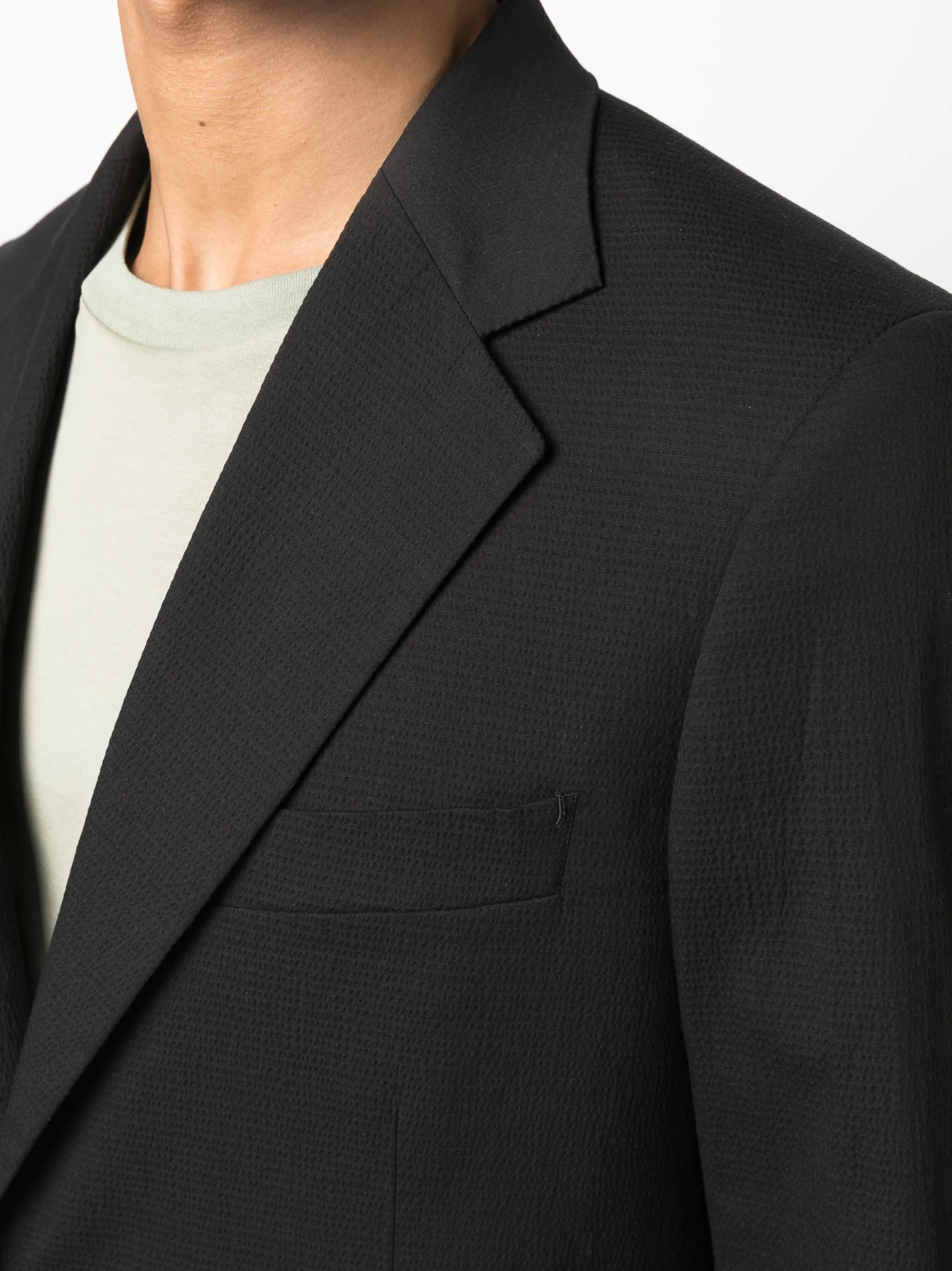 single-breasted suit jacket