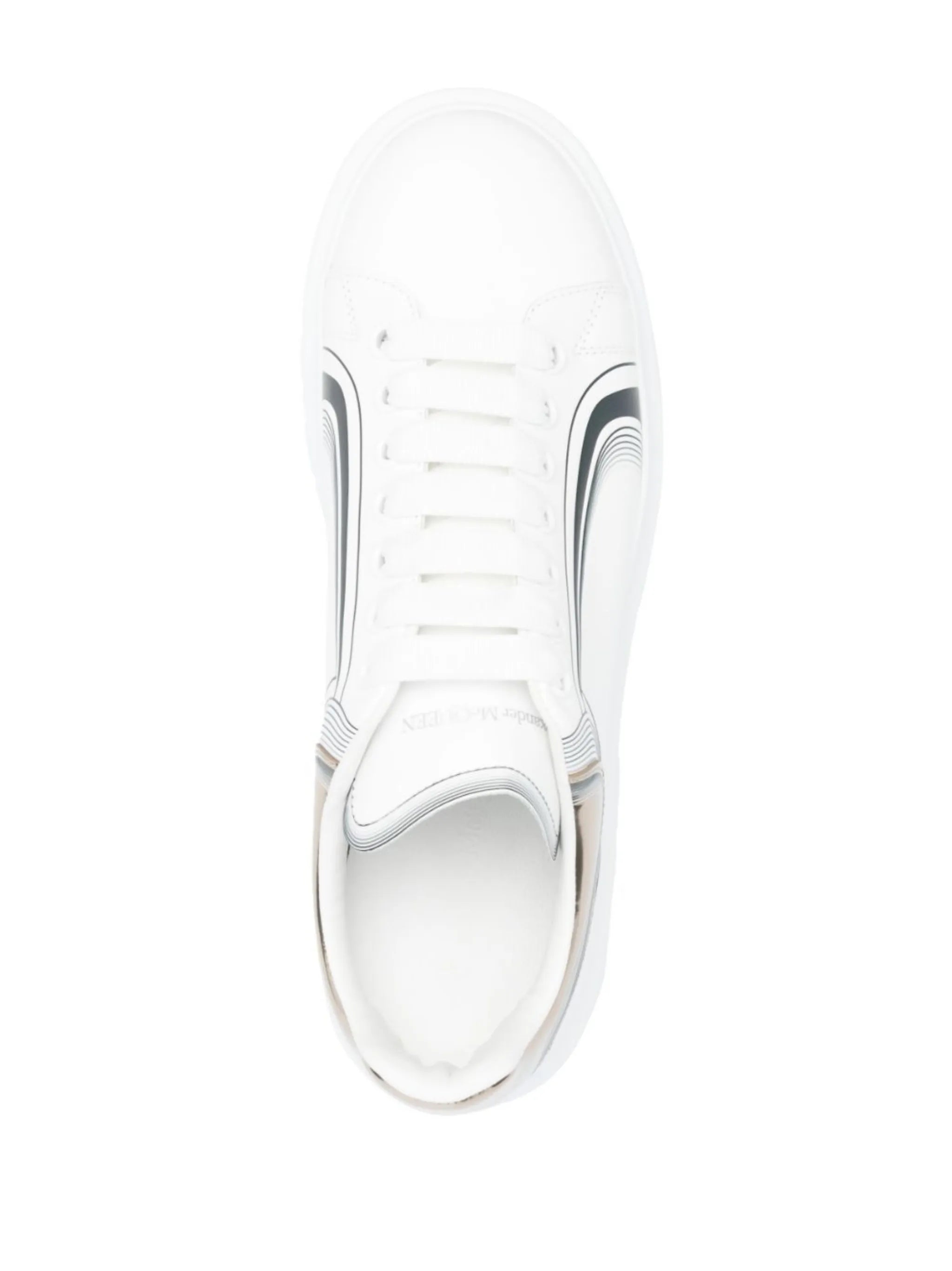 Oversized low-top sneakers
