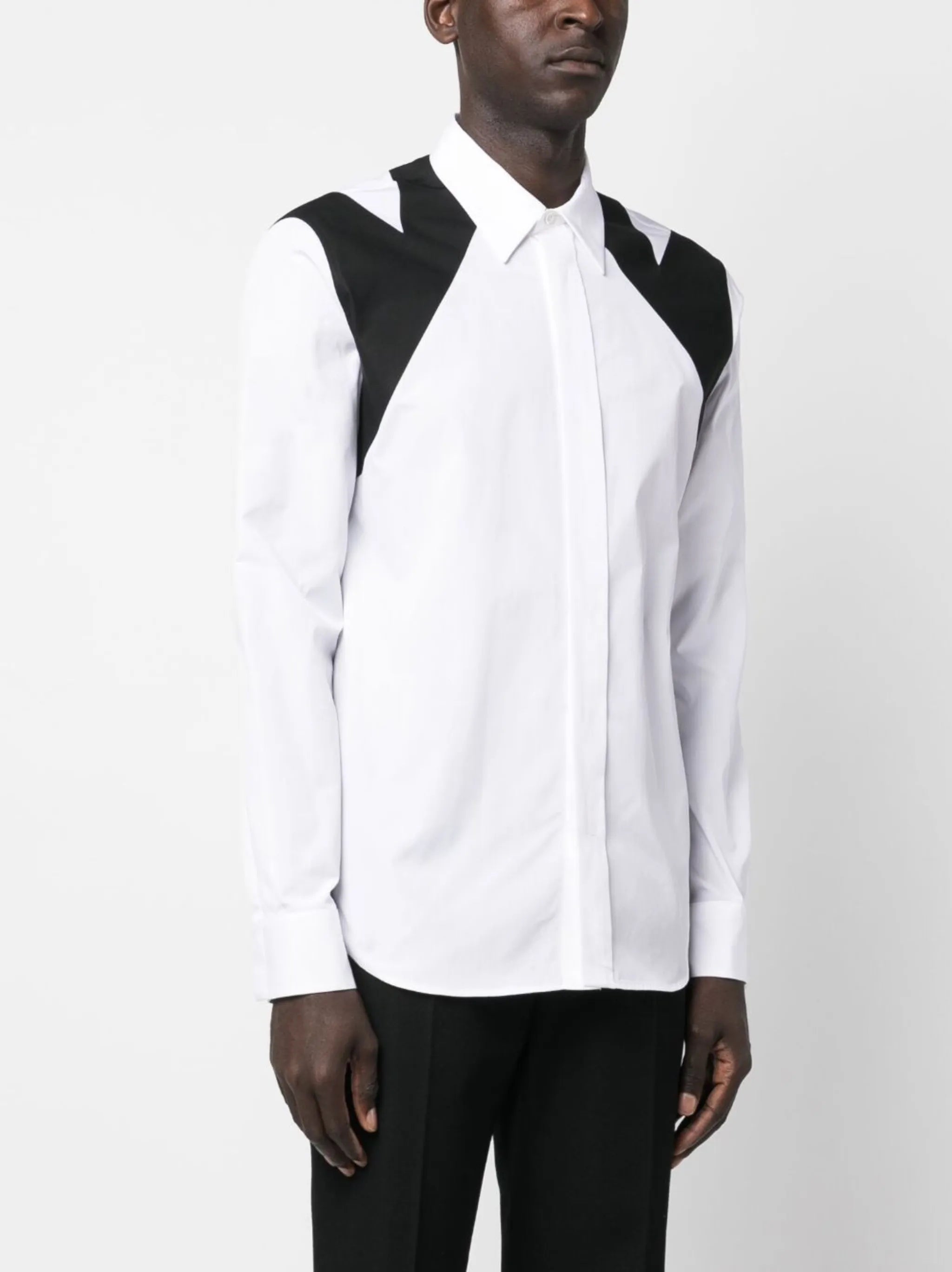 Cut-out Harness shirt