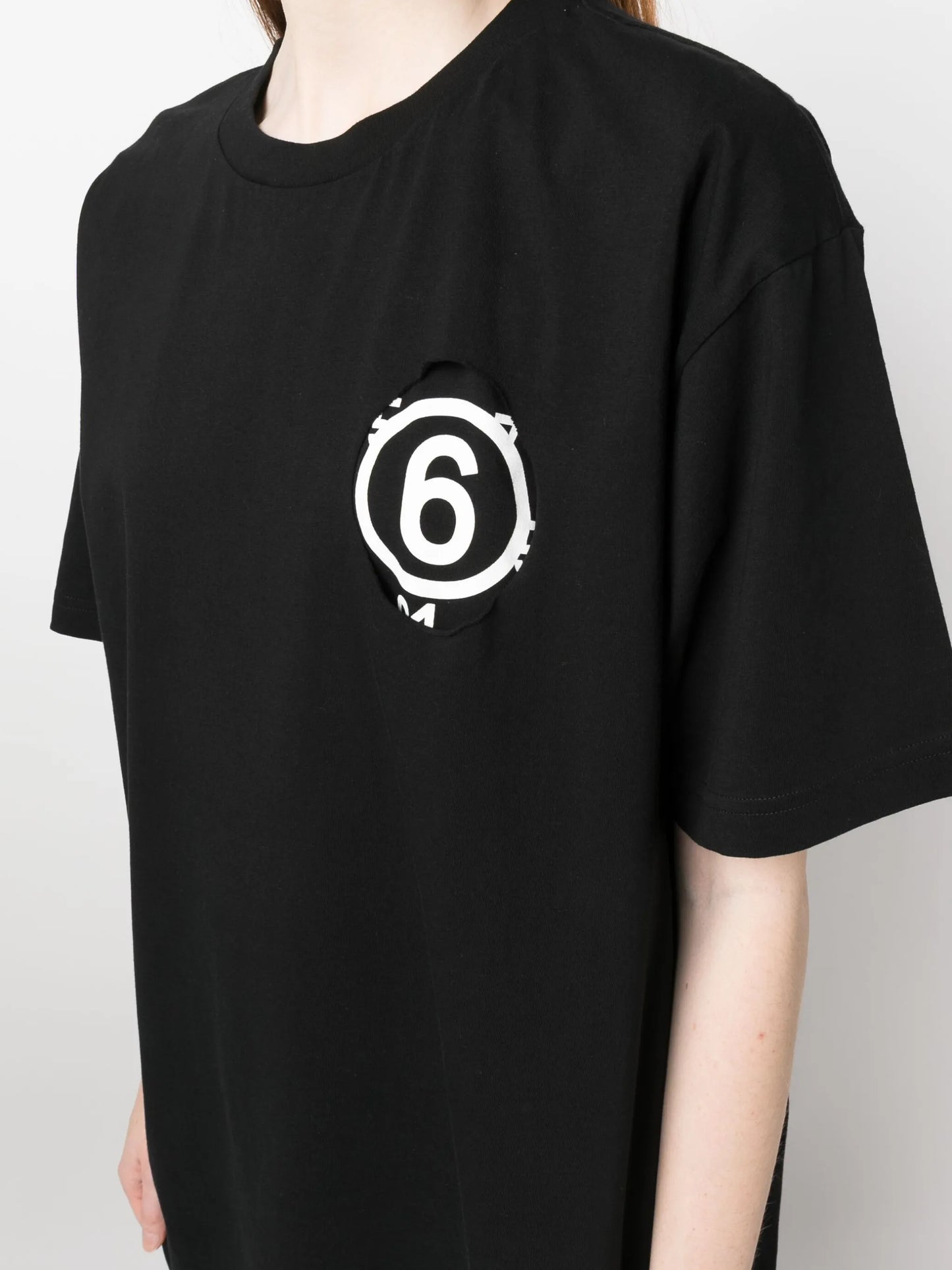 Numerical logo-print T-shirt