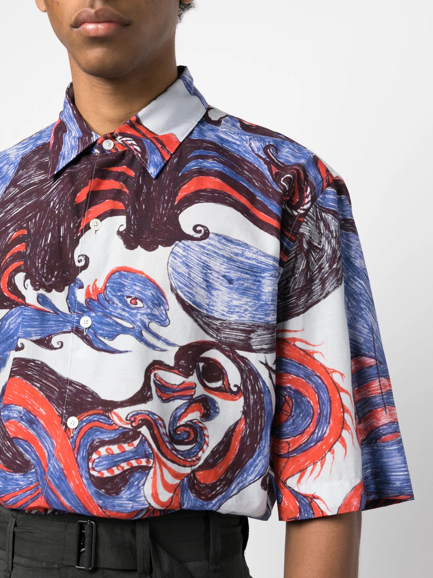 illustration-print short-sleeve shirt