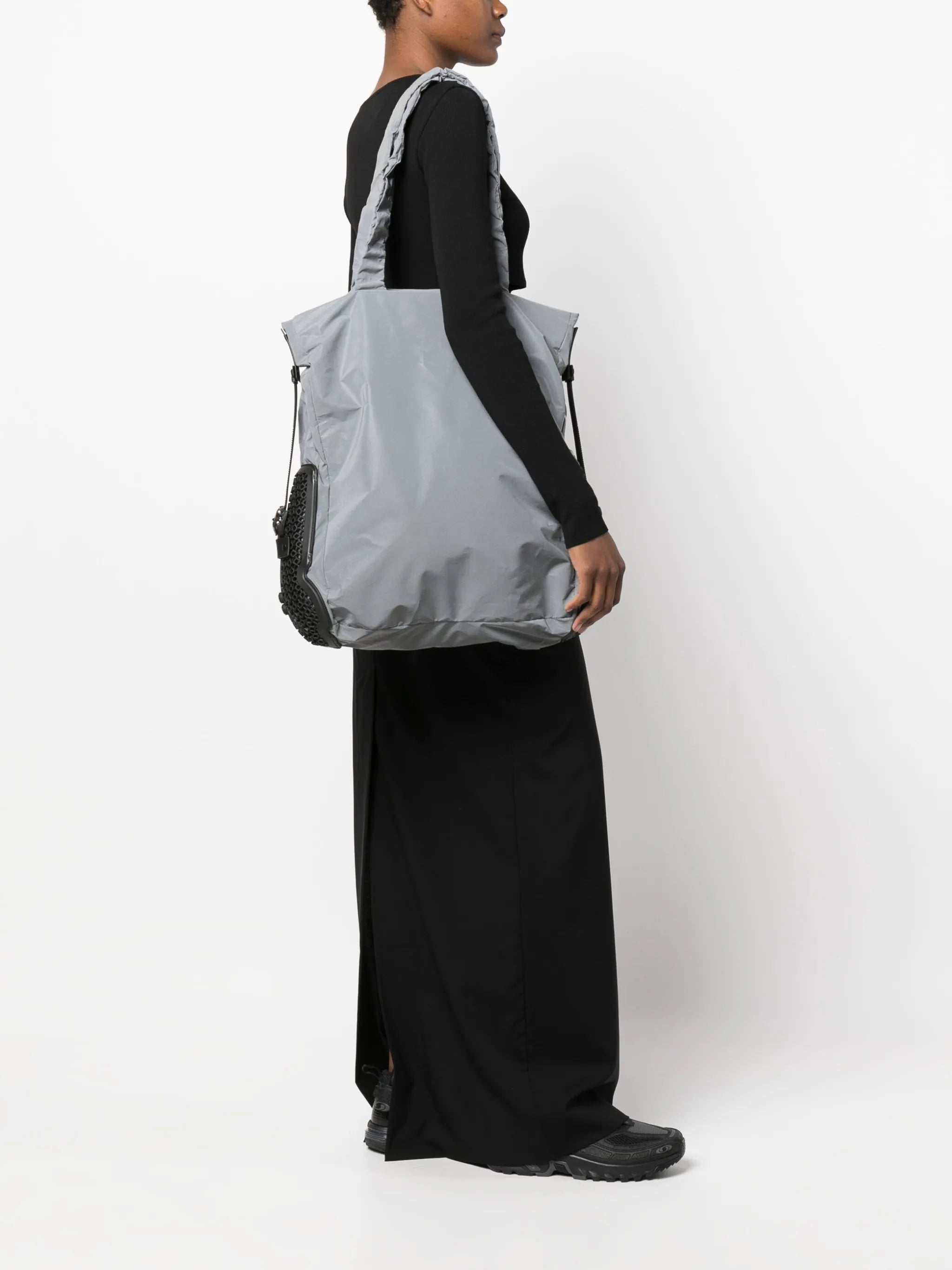 Object S04 Vertical shopper