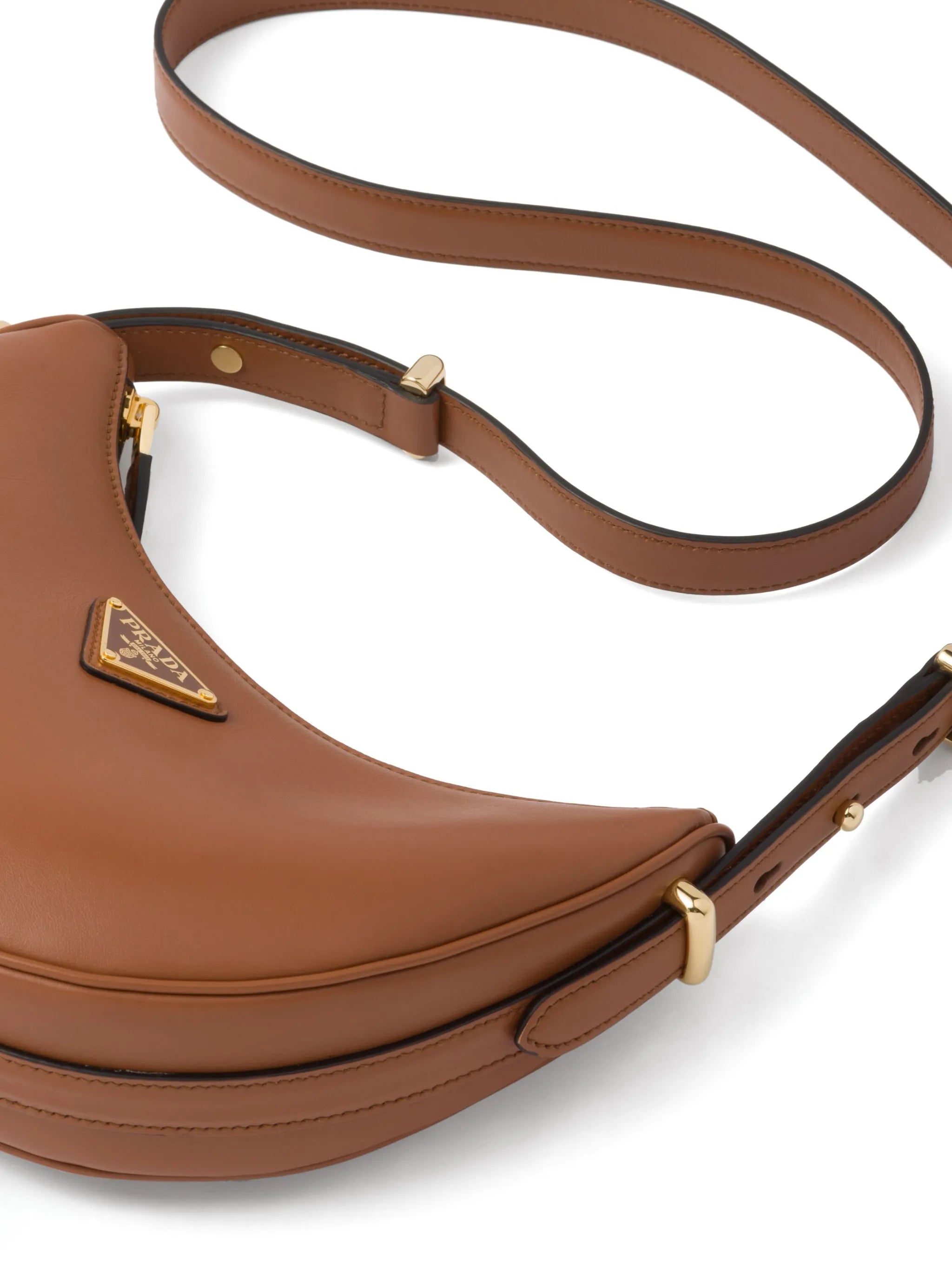Arqué leather shoulder bag