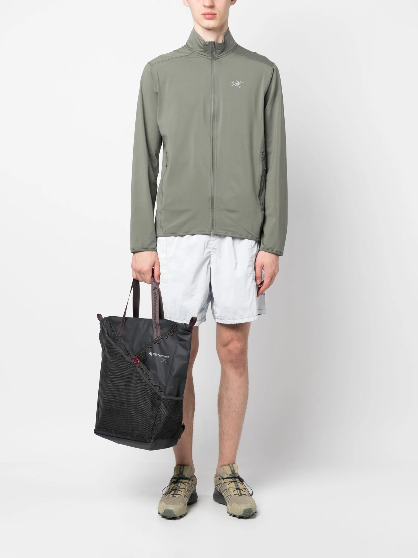 logo-print elasticated-waist shorts