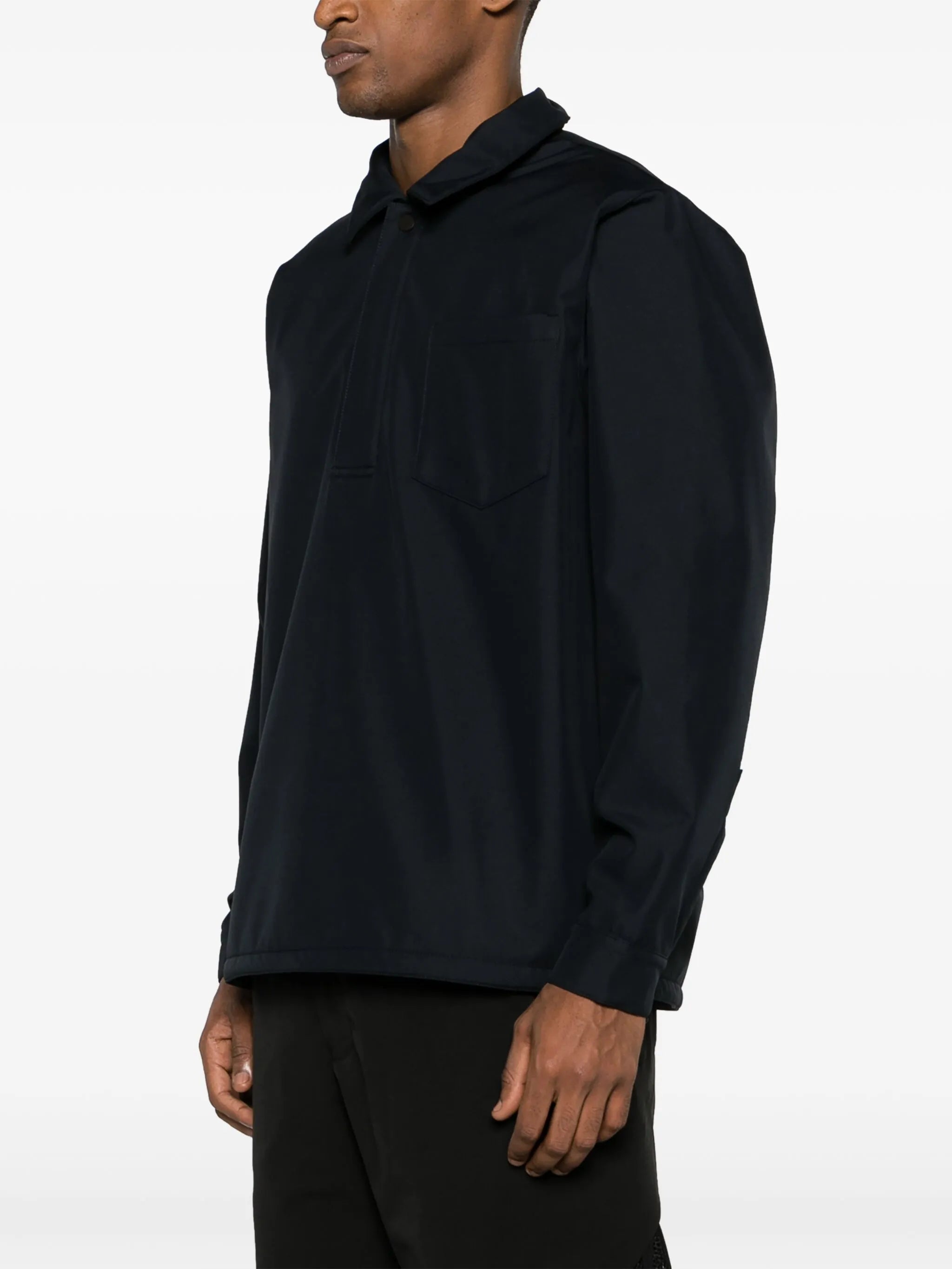 spread-collar long-sleeve shirt