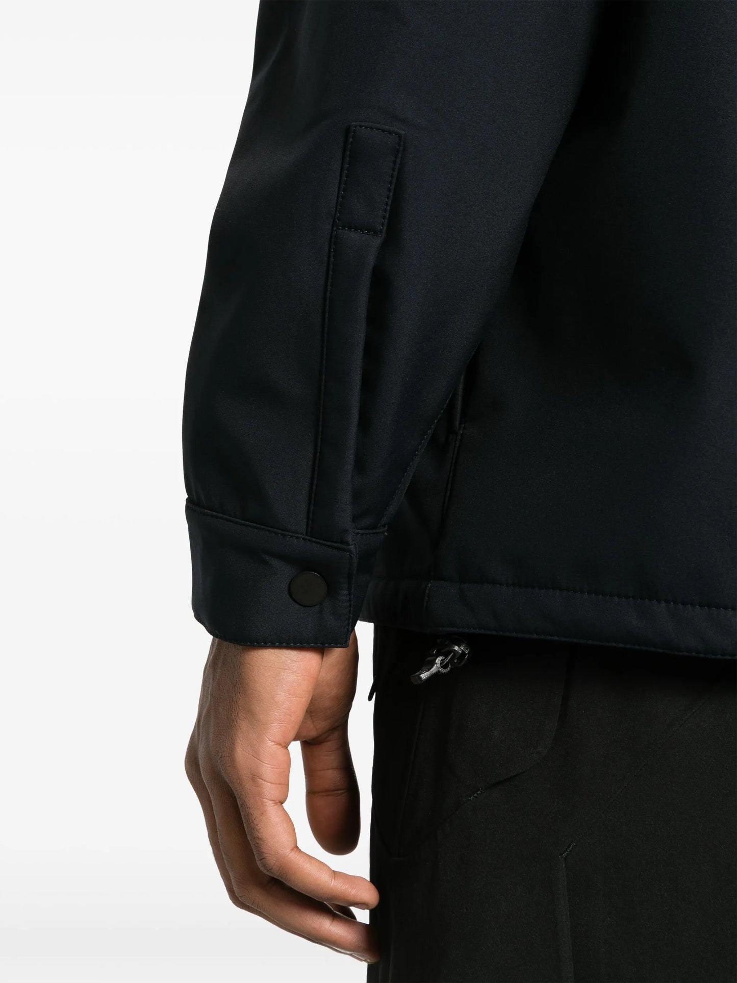 spread-collar long-sleeve shirt