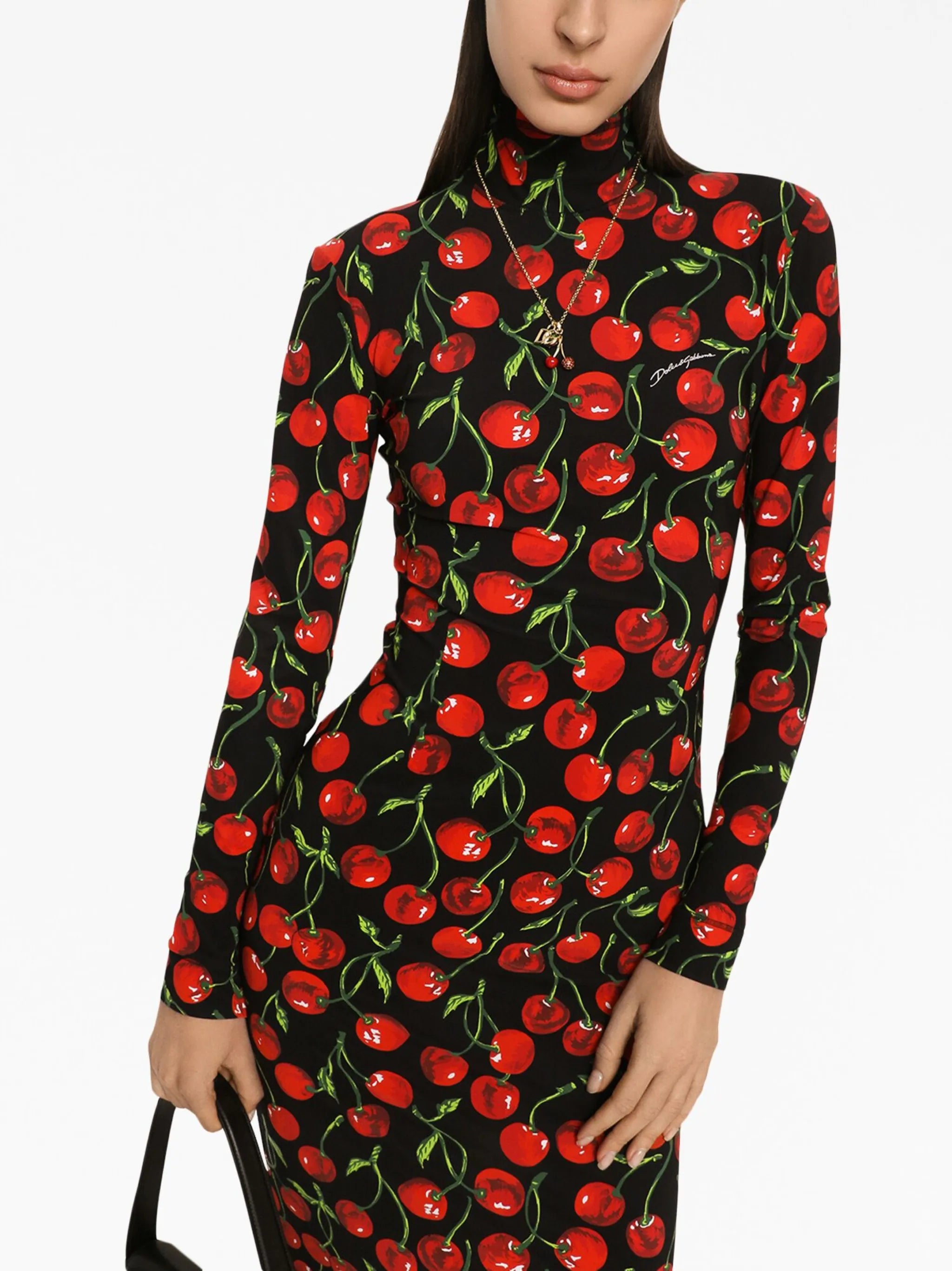 logo-charm polished necklace