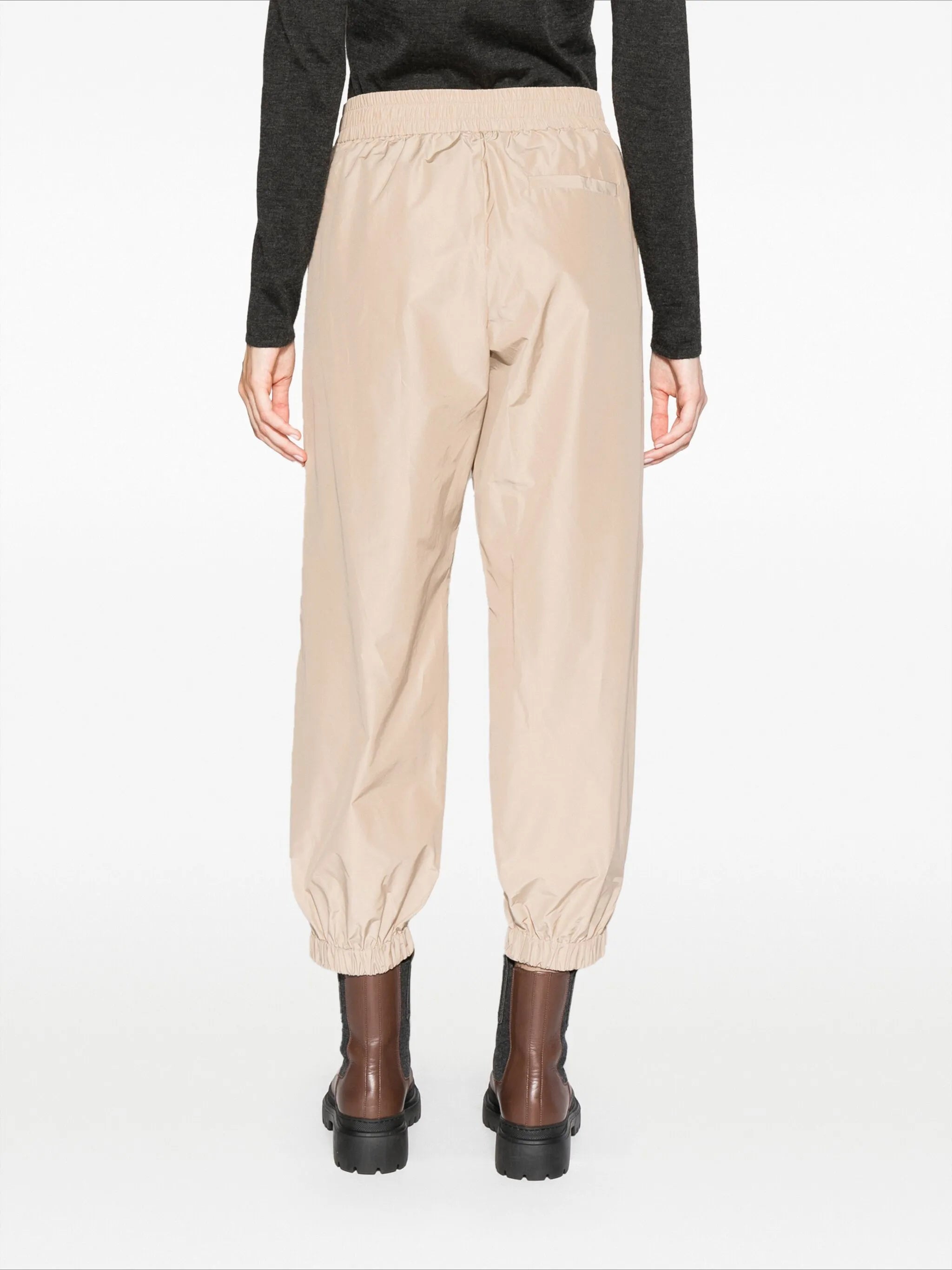 drawstring-waistband cotton trousers