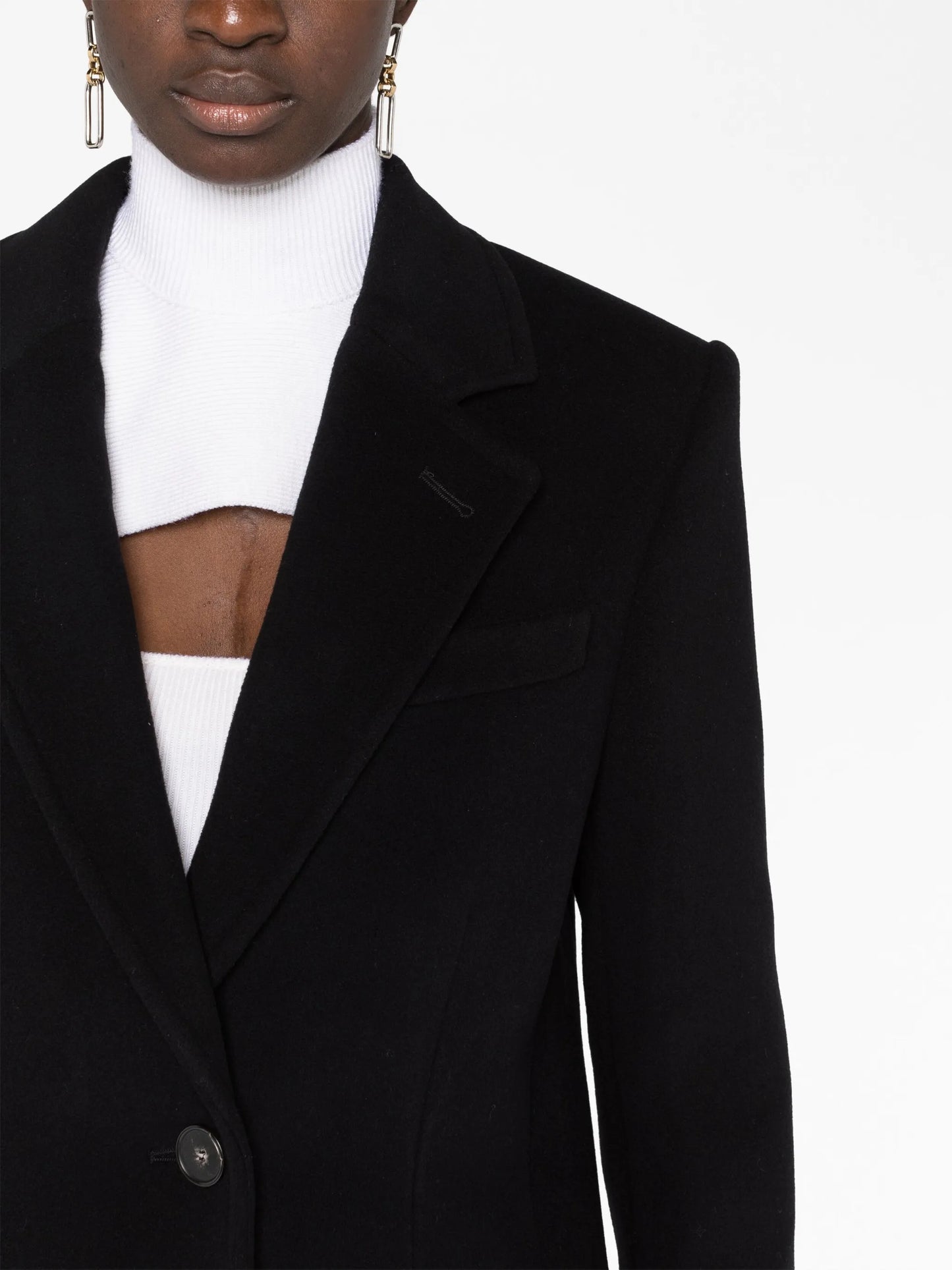 single-breasted wool coat
