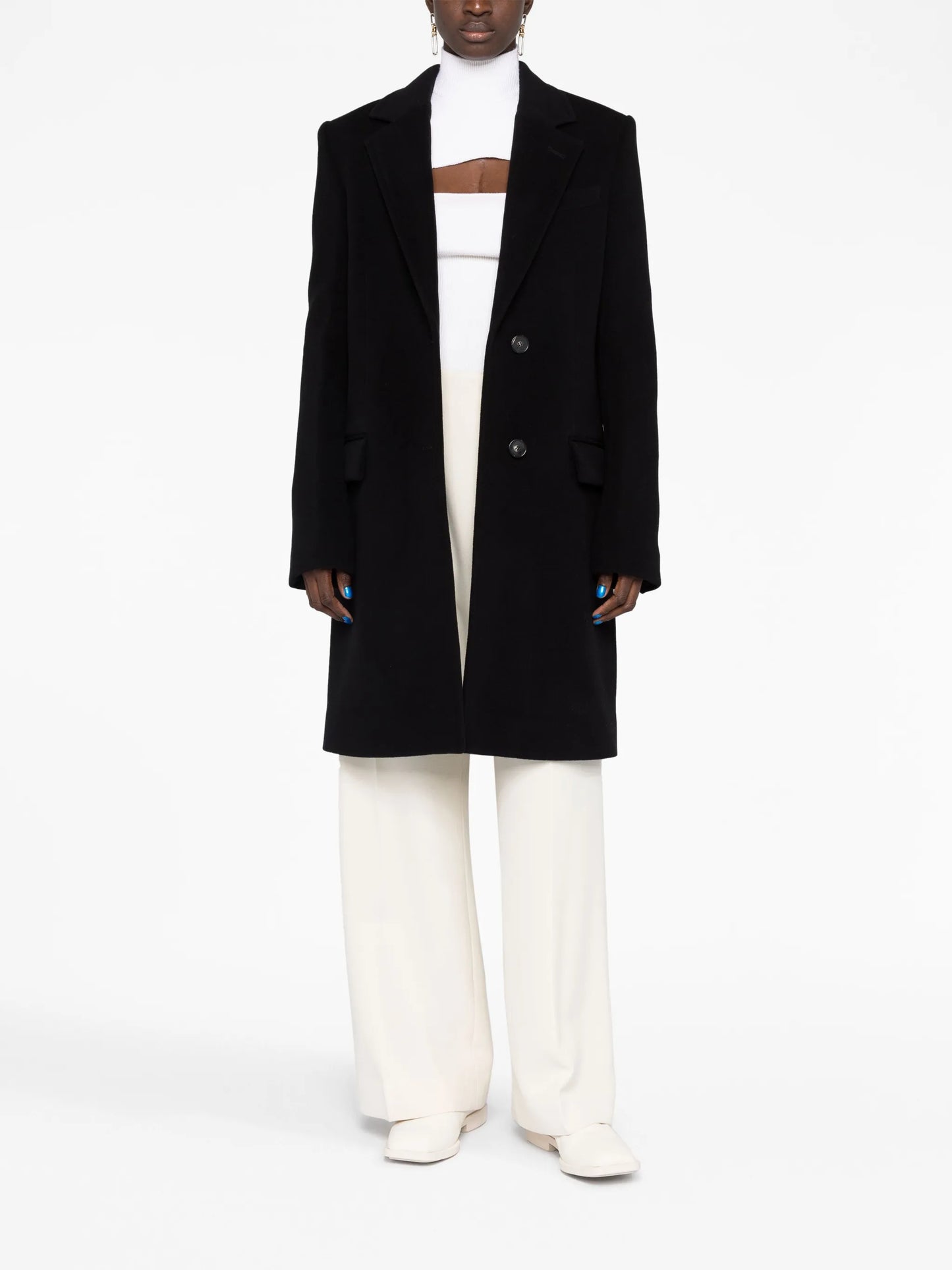 single-breasted wool coat