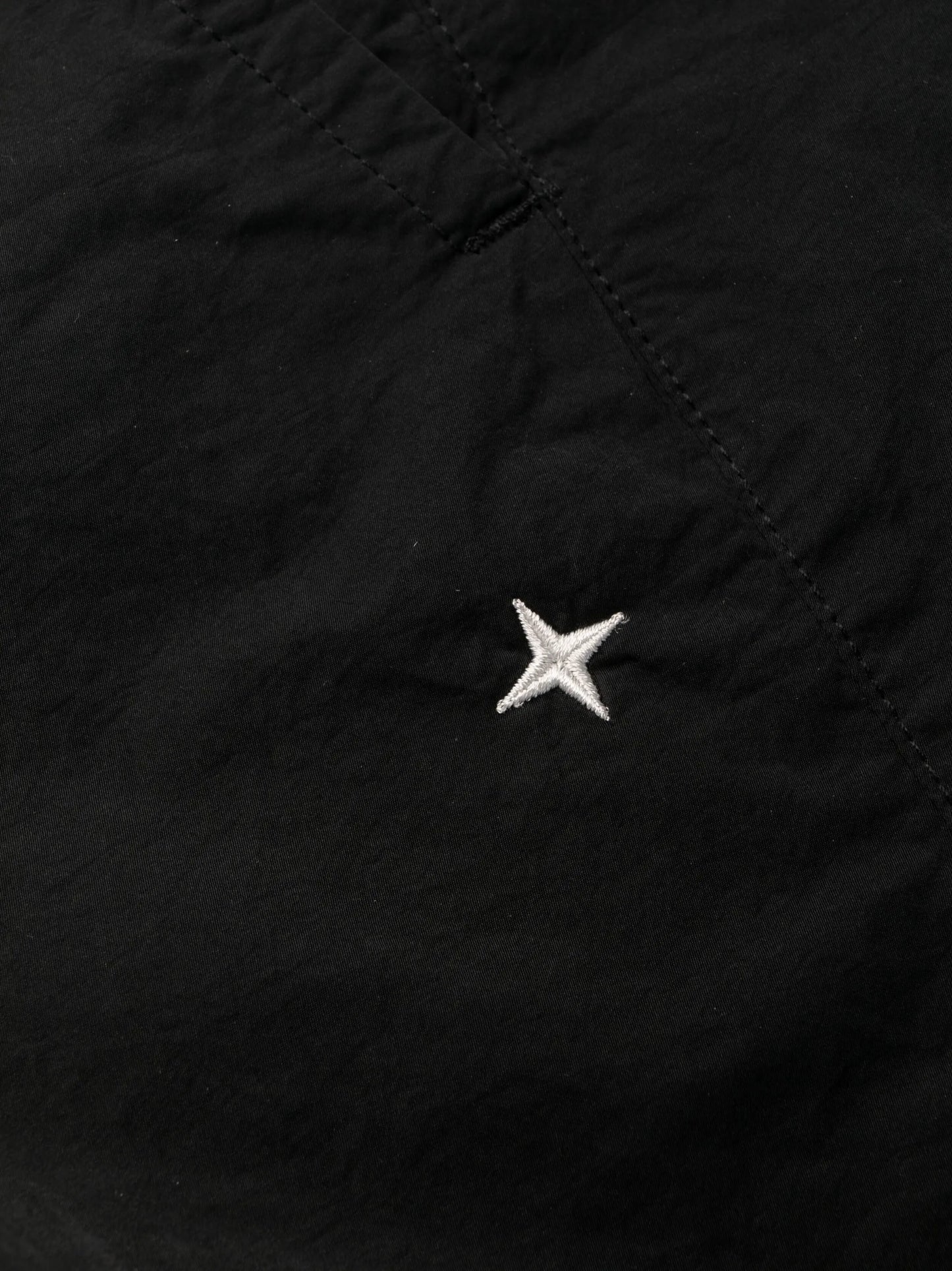 embroidered-logo elasticated-waistband shorts