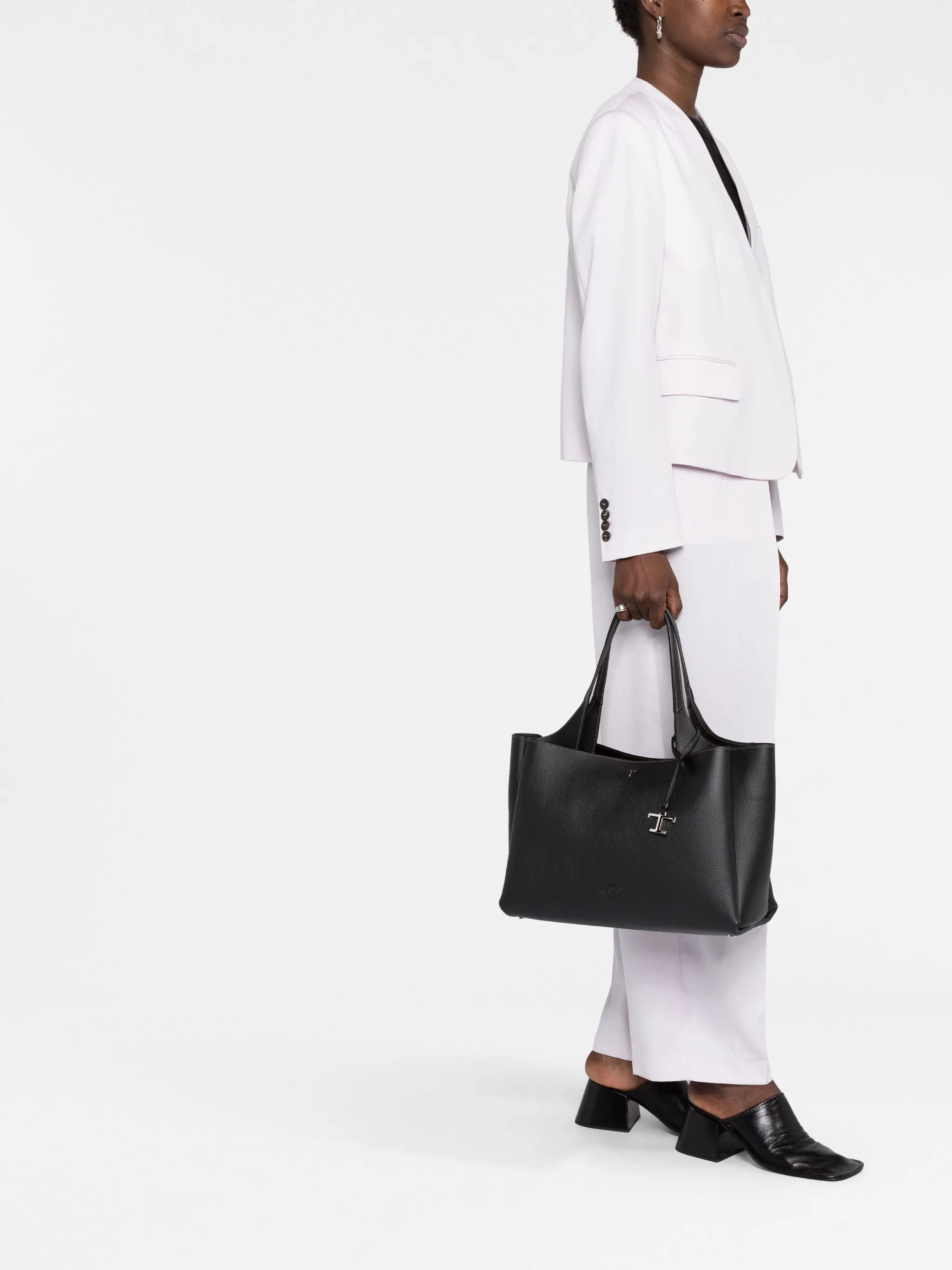 T-pendant leather tote bag