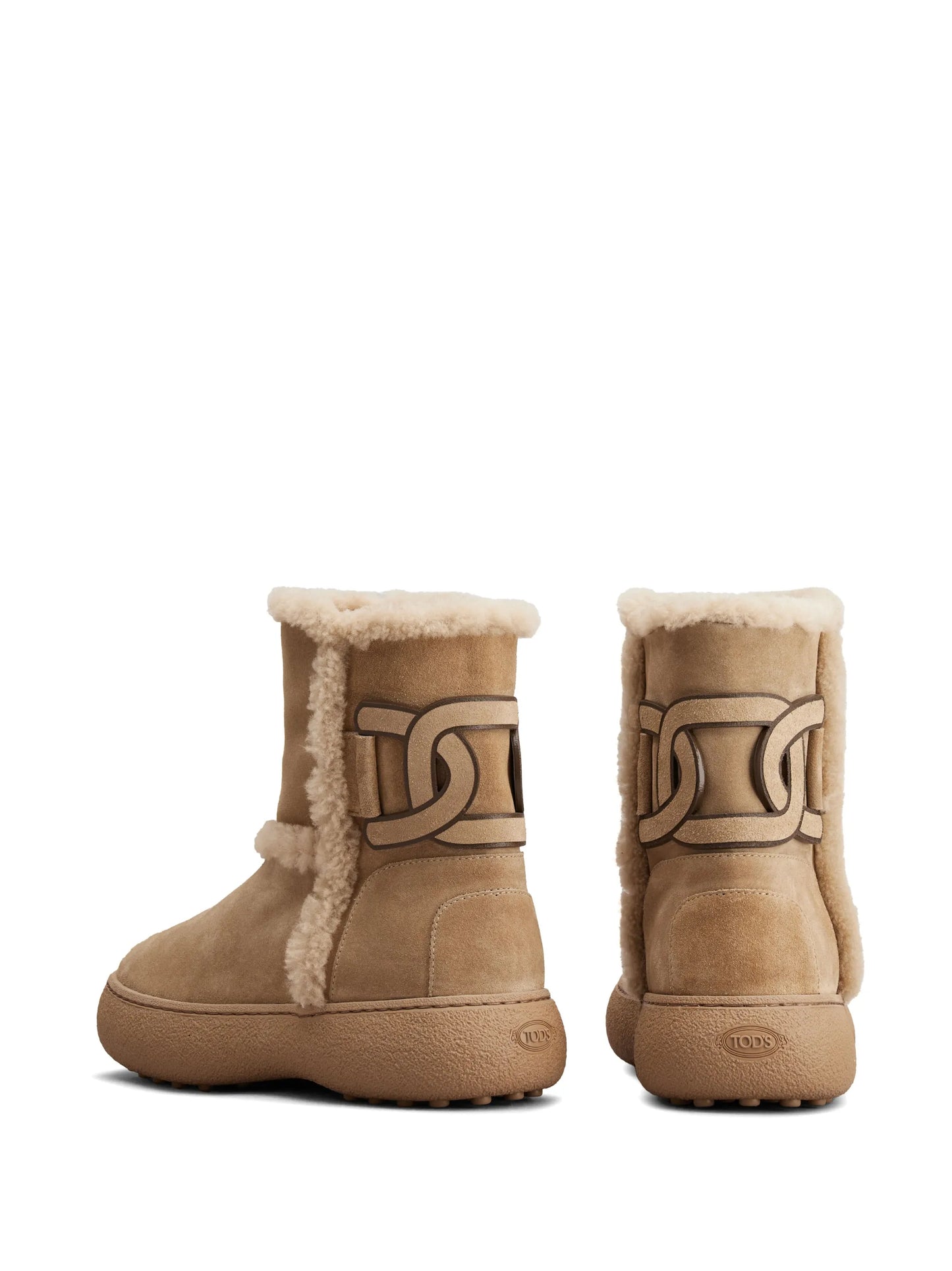 logo-patch suede boots