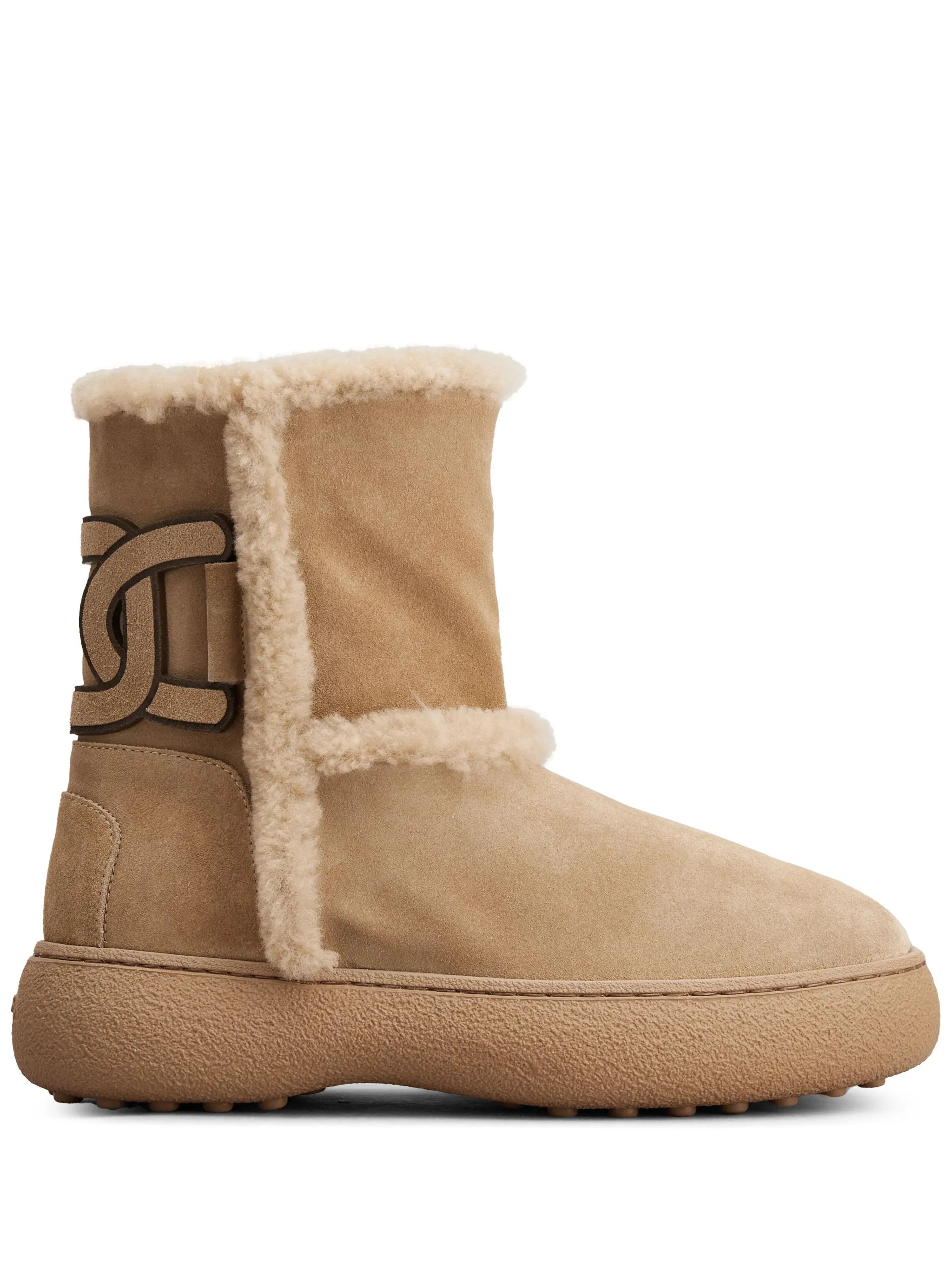 logo-patch suede boots