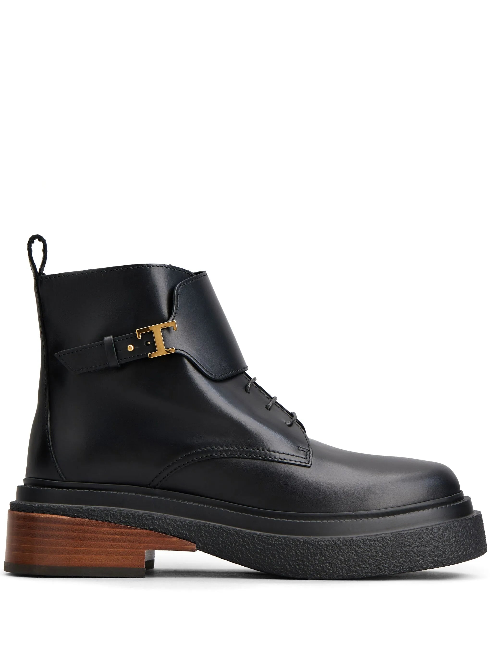 logo-plaque leather ankle boots