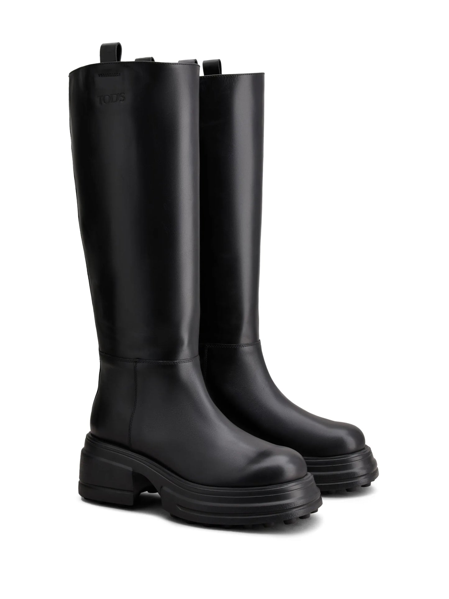 round-toe leather boots