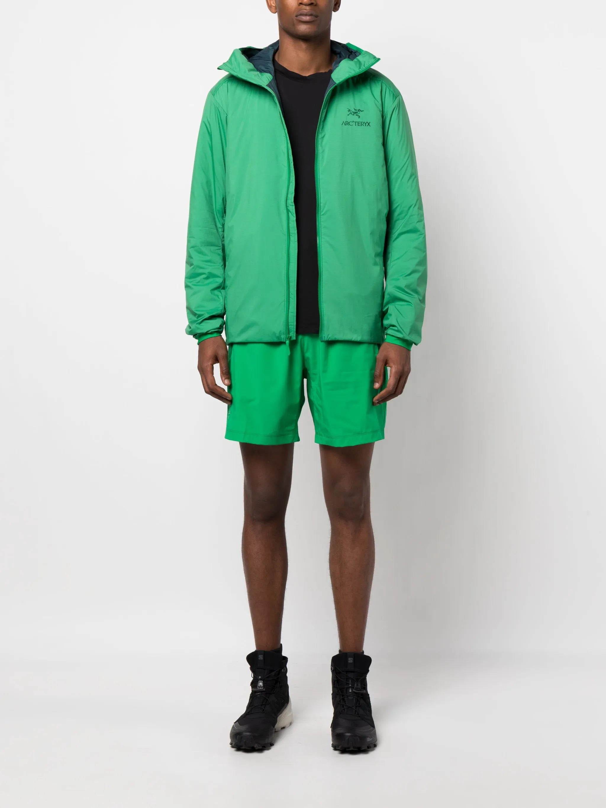 Incendo above-knee track shorts