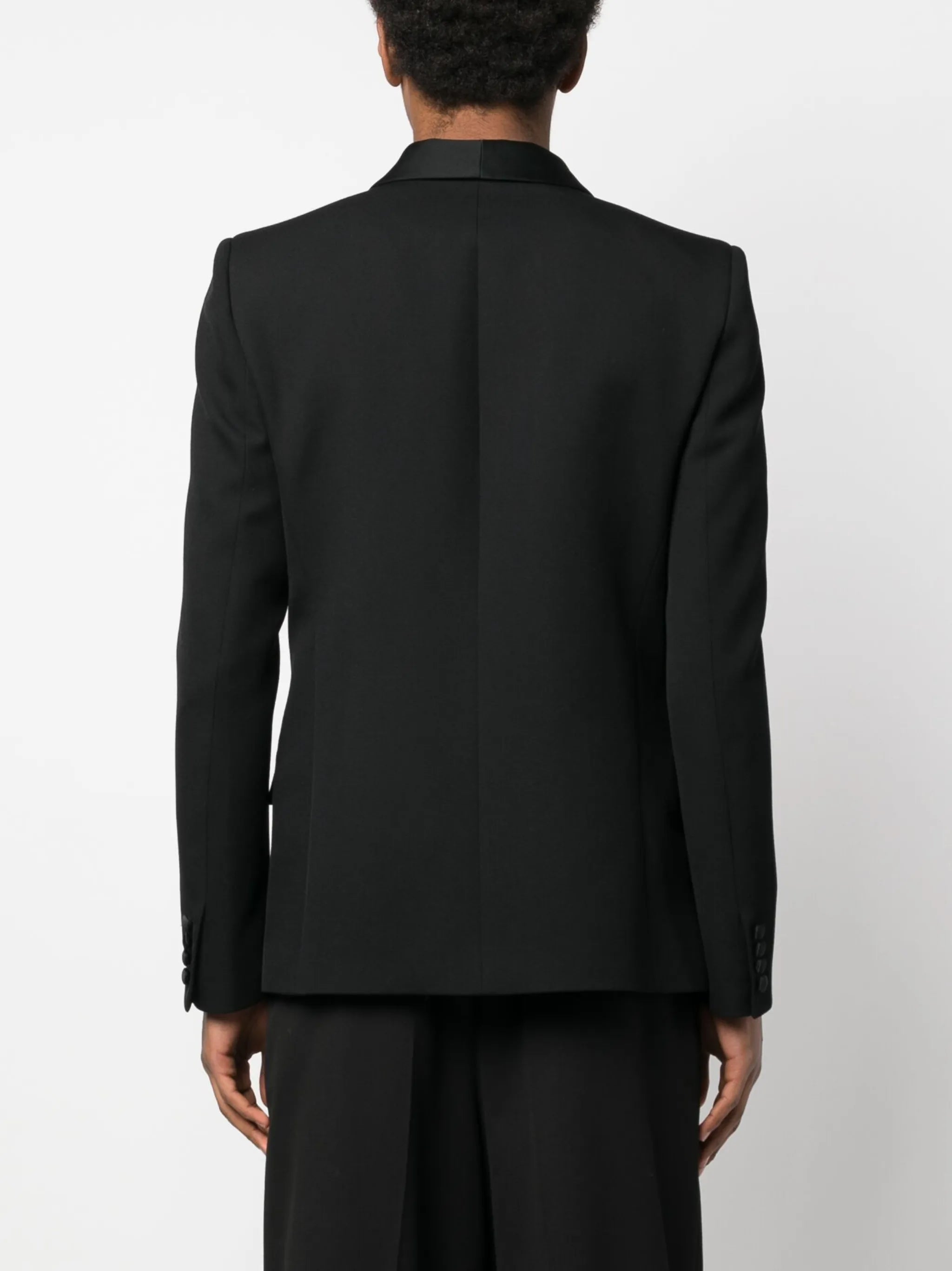 single-breasted blazer