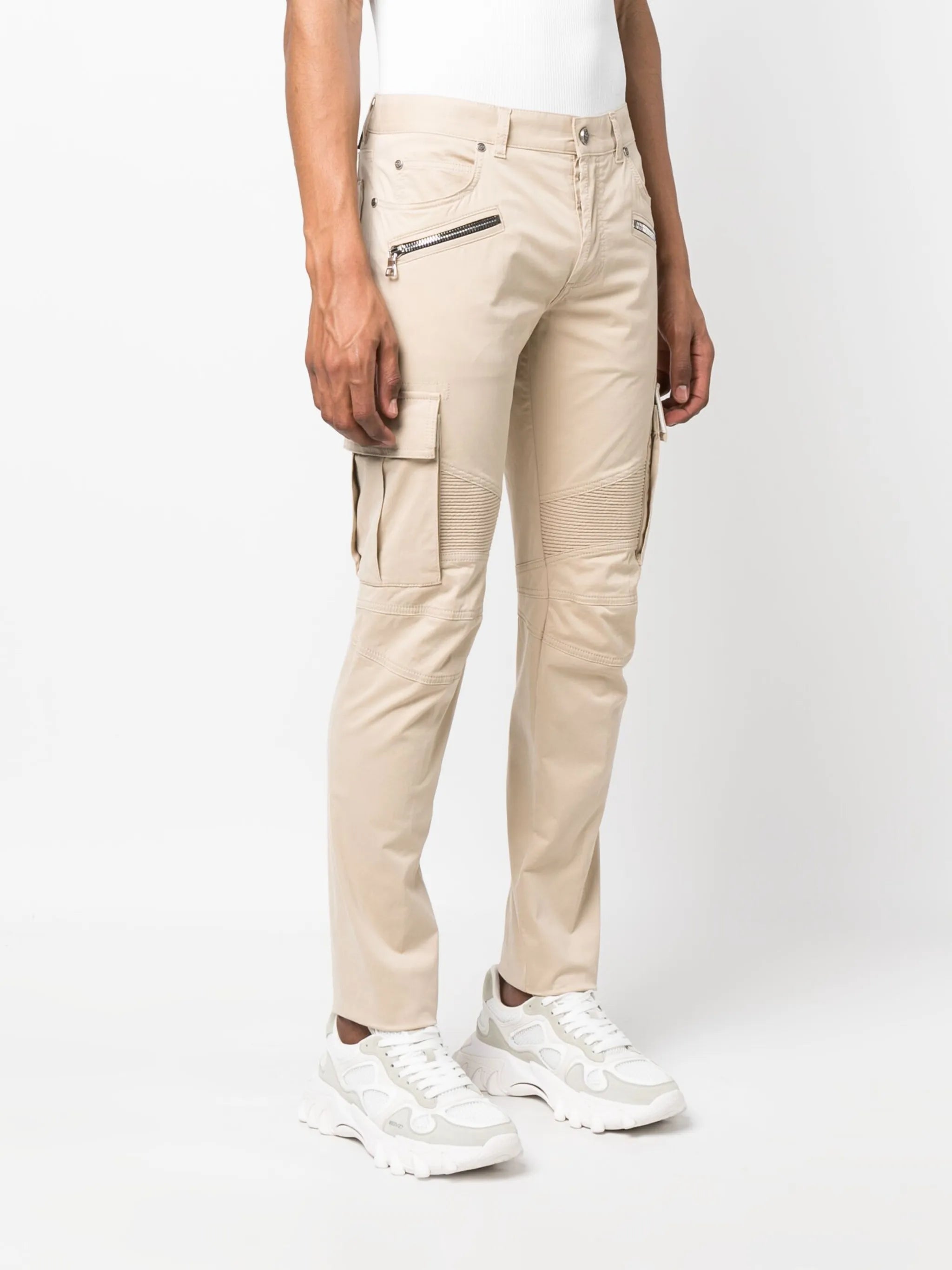 straight-leg cargo pants