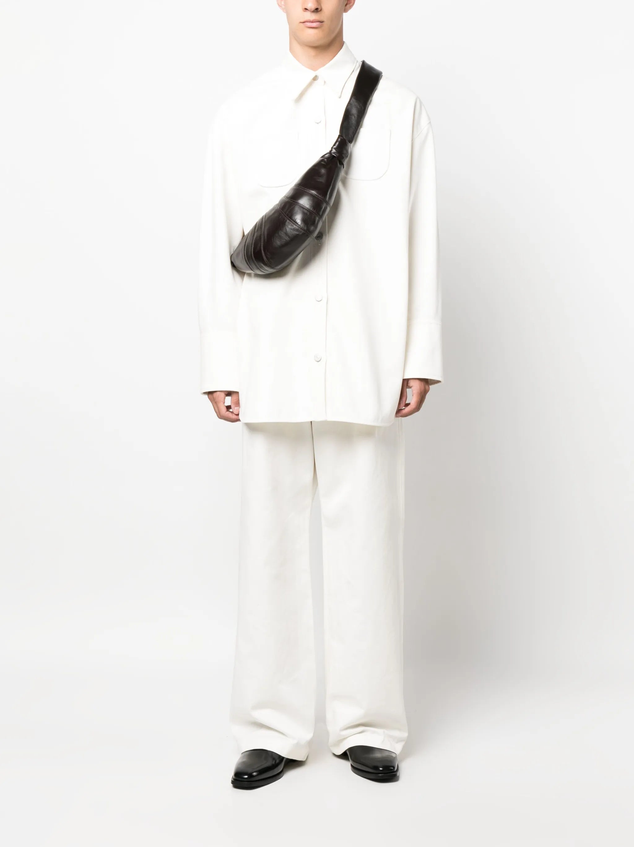 Croissant shoulder bag