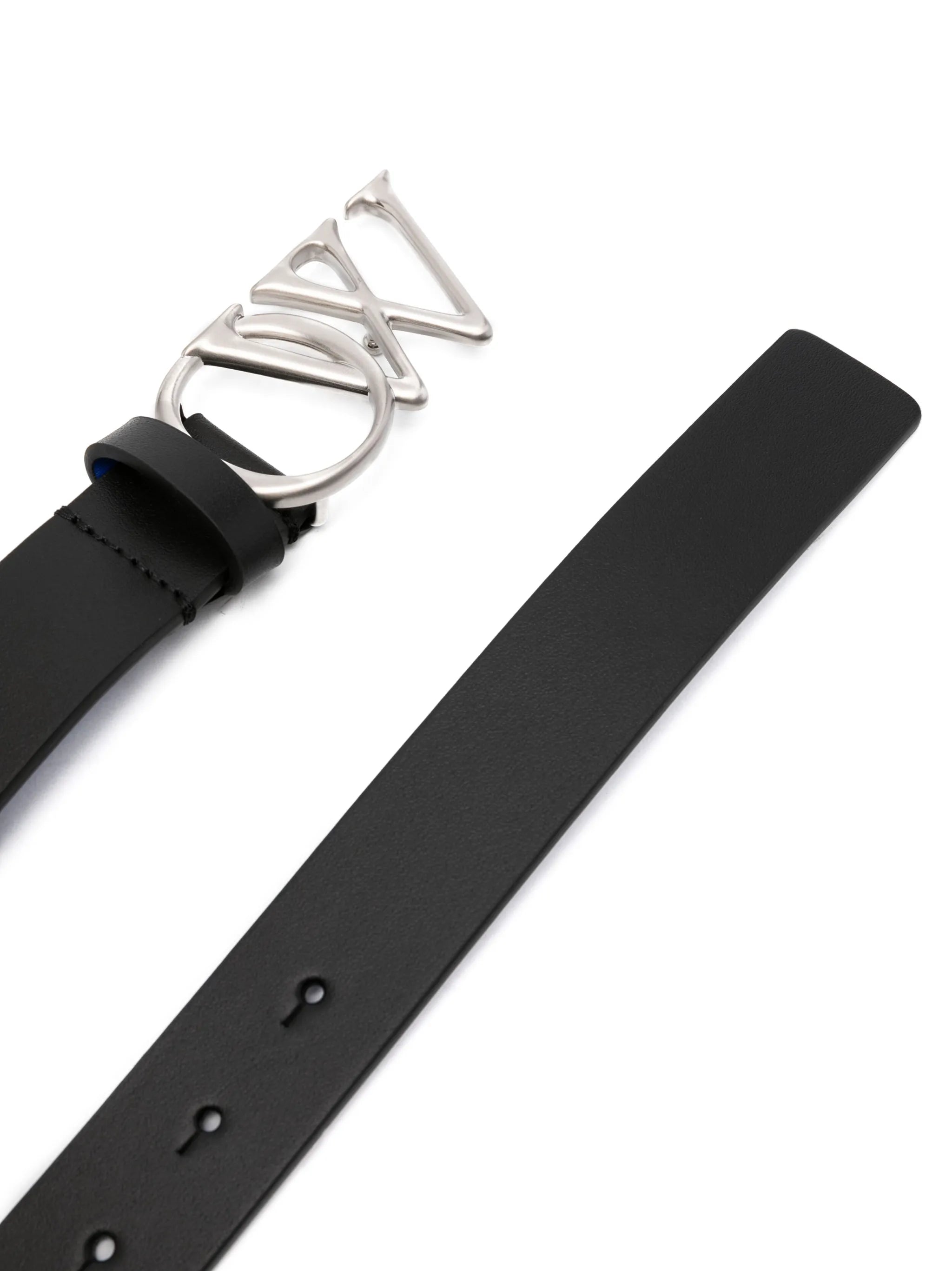 OW-buckle leather belt