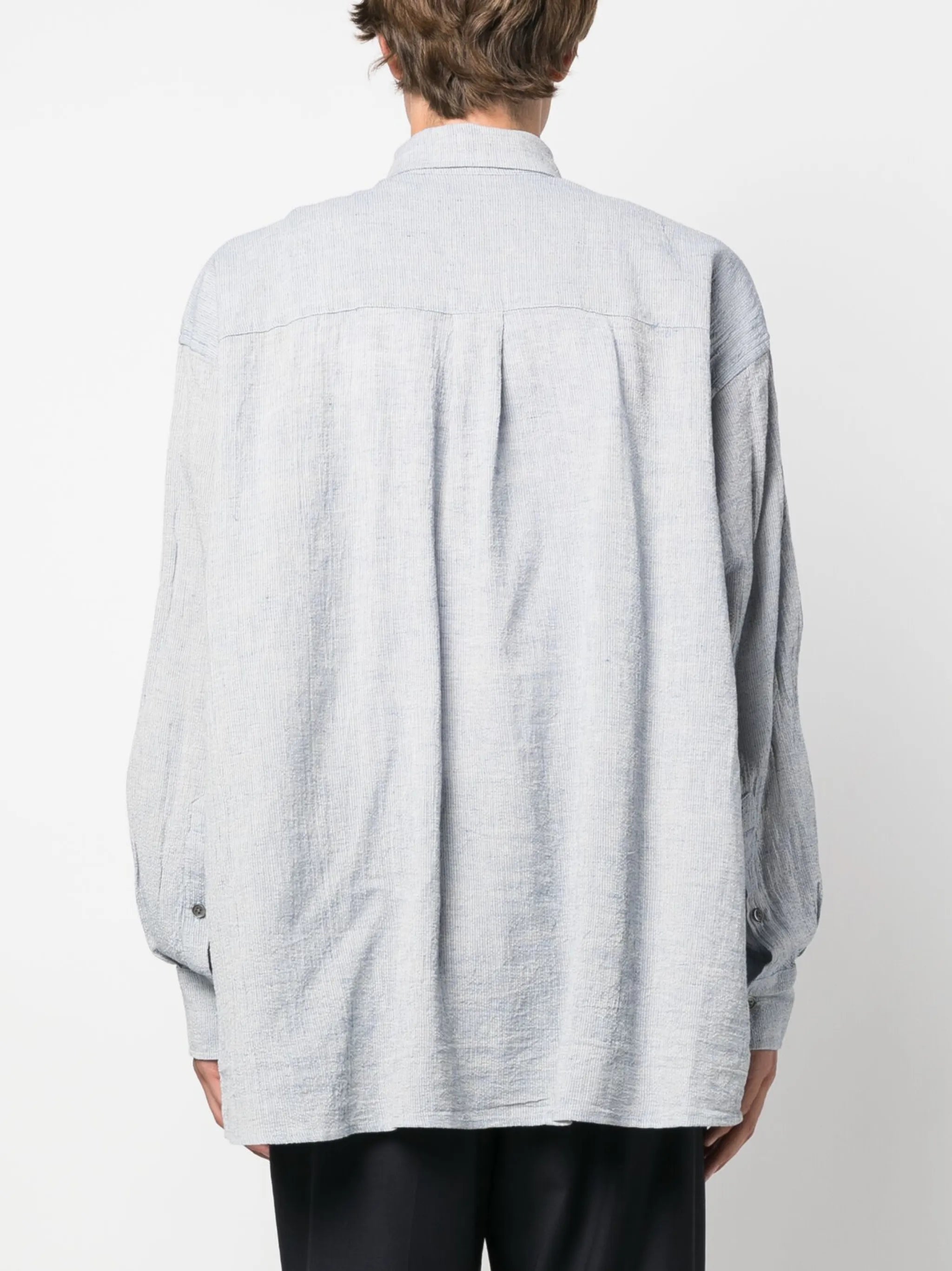 long-sleeve buttoned shirt