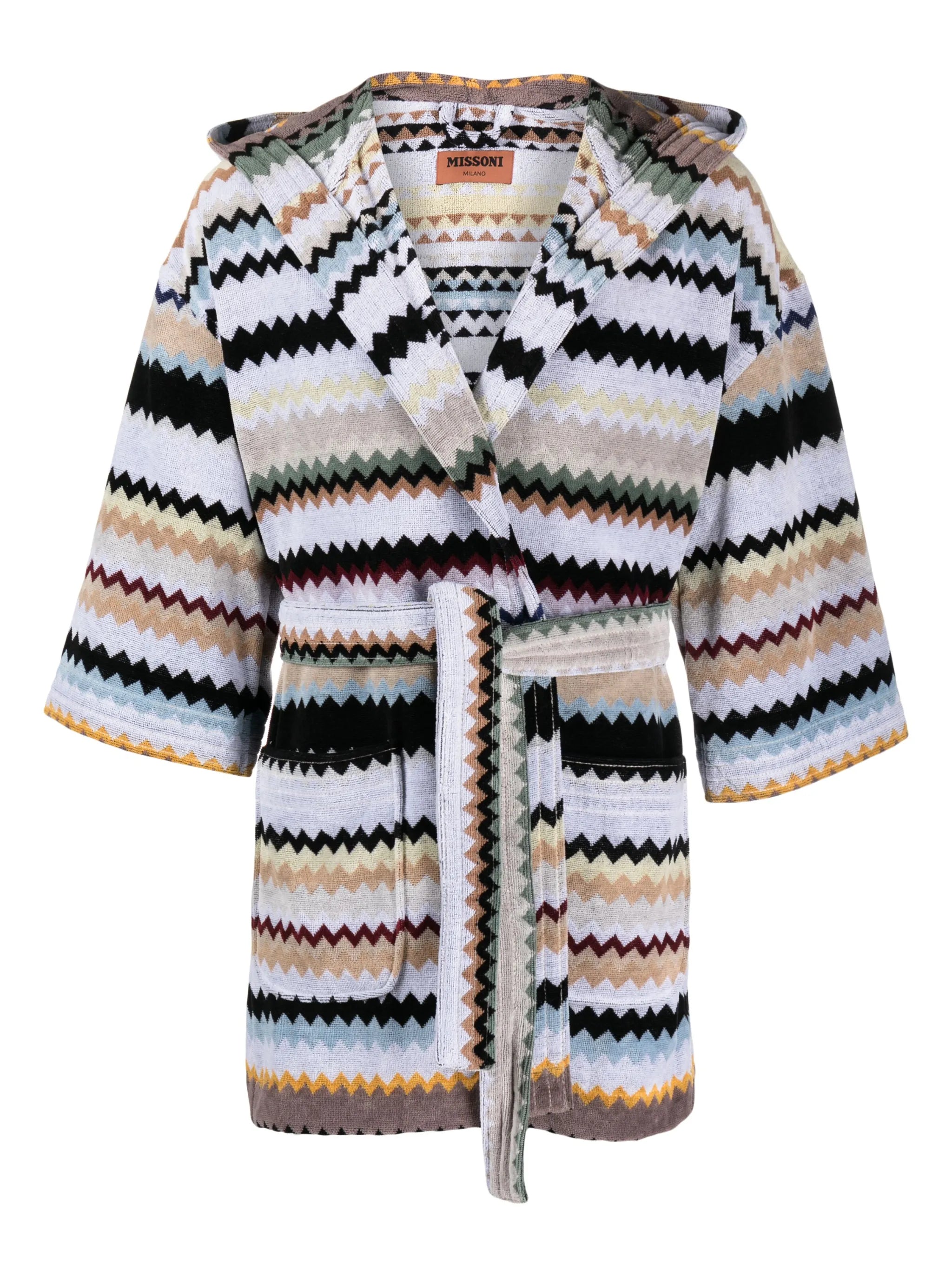 Curt zigzag-pattern bathrobe
