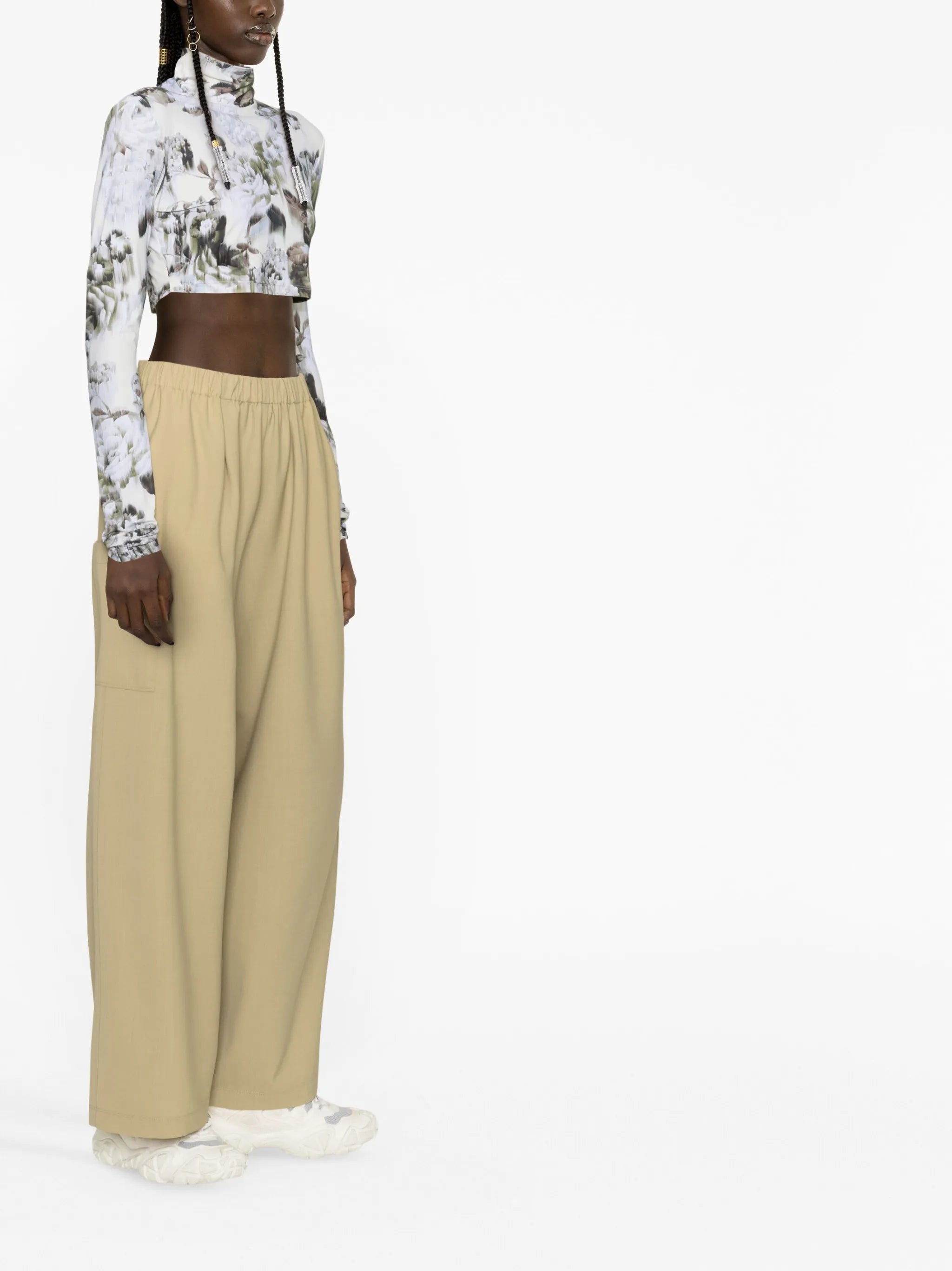 mid-rise wide-leg trousers