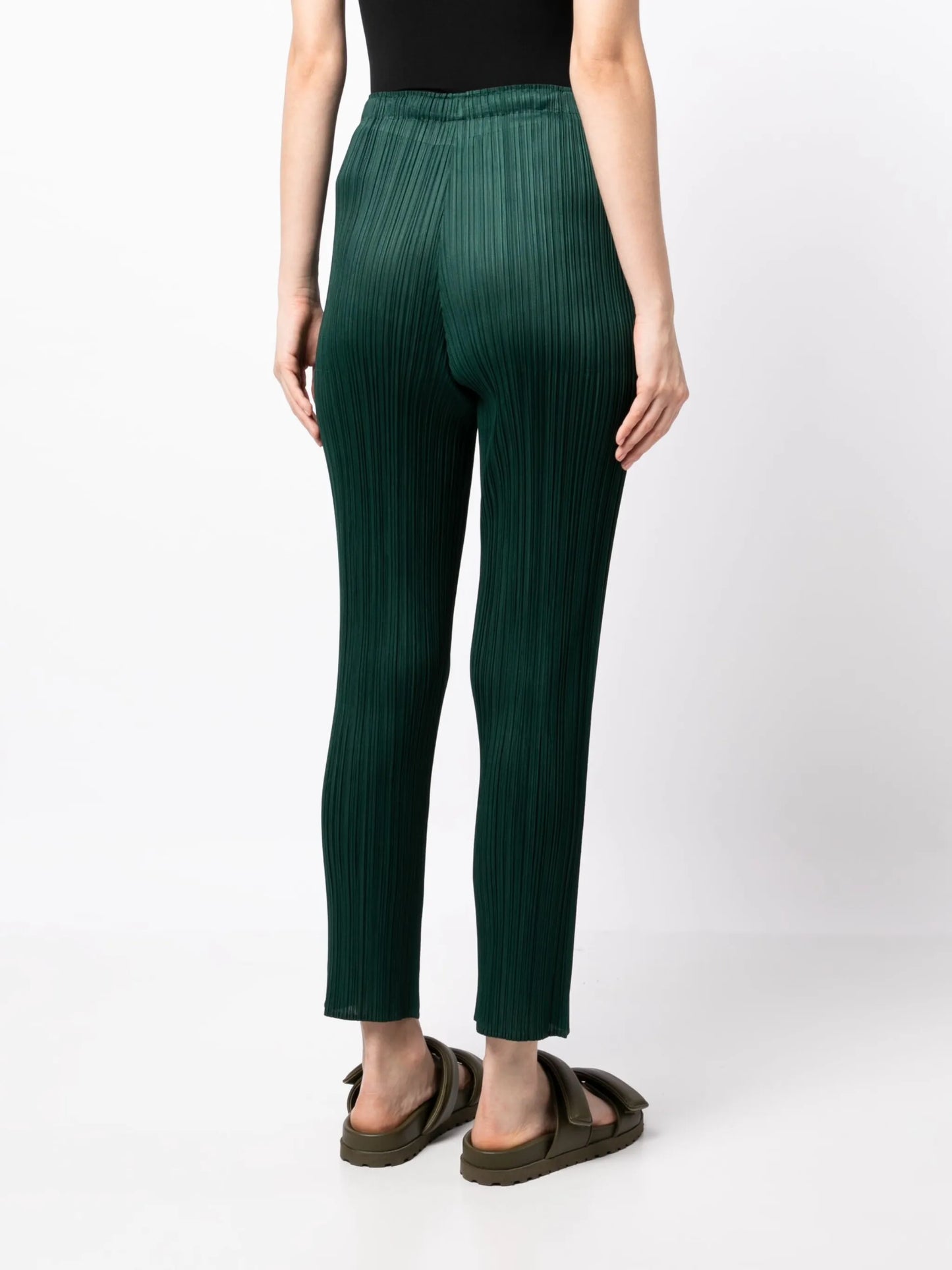 pleated cropped slim-fit trousers