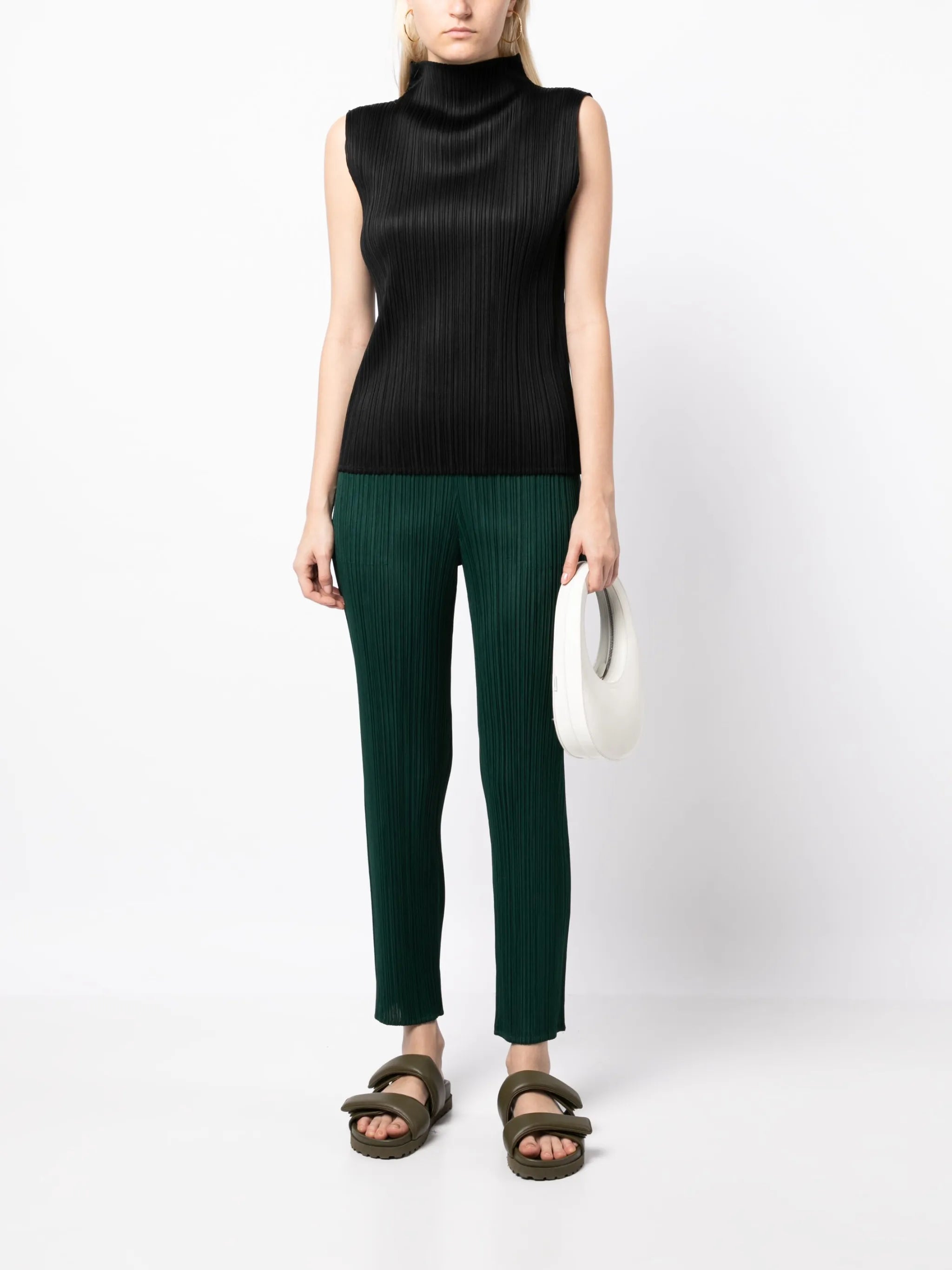 pleated cropped slim-fit trousers