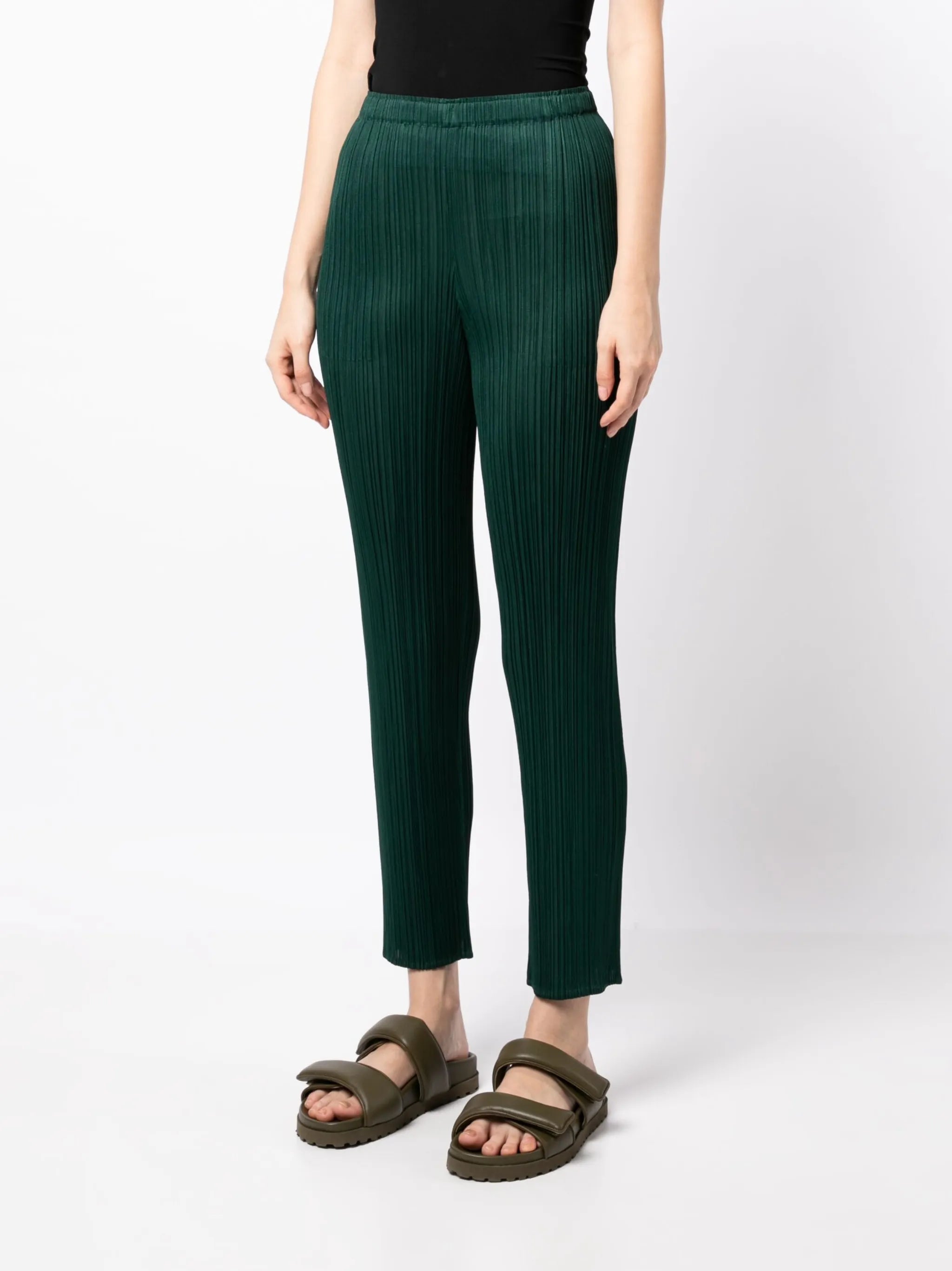 pleated cropped slim-fit trousers