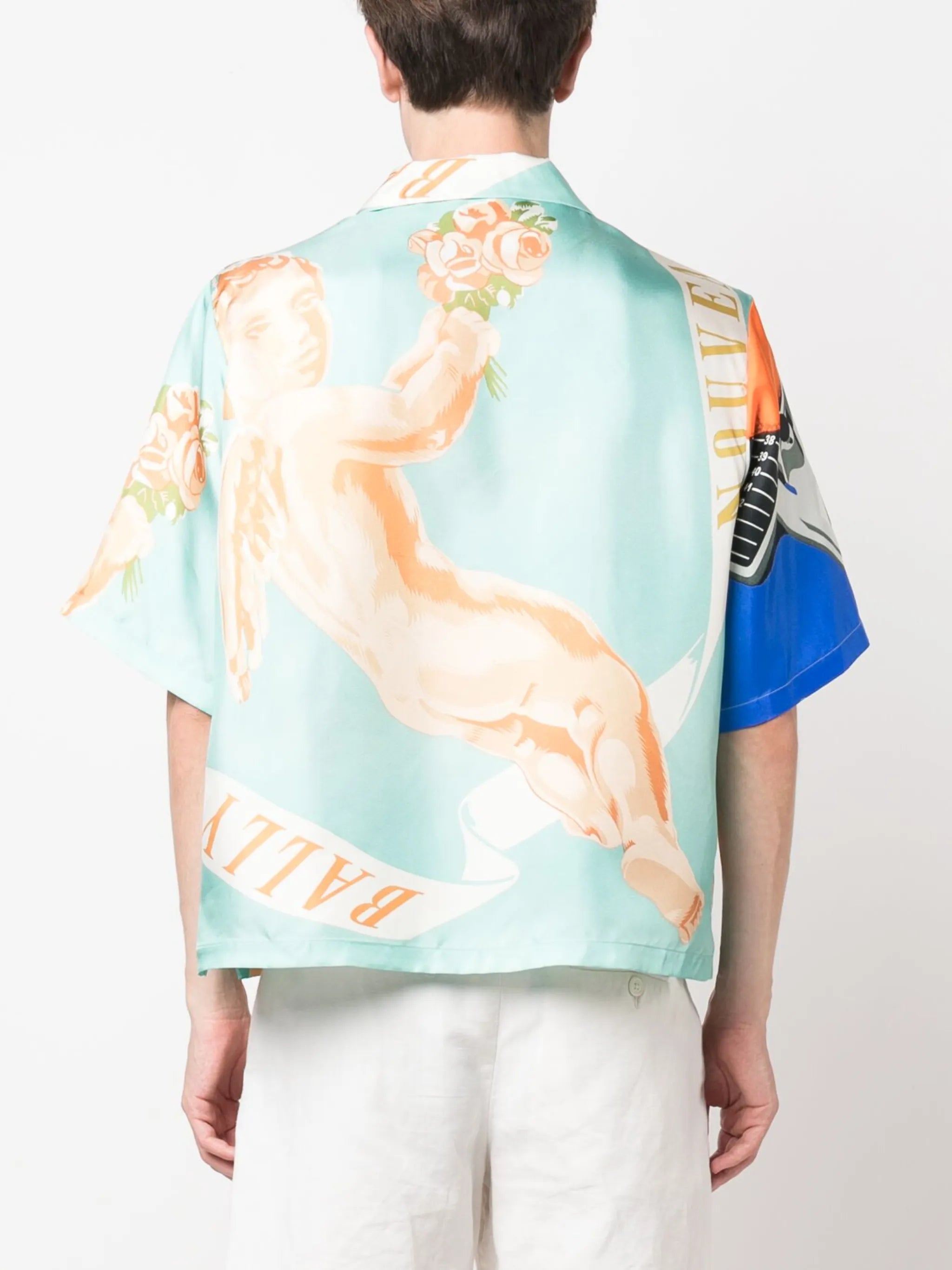 graphic-print short-sleeved shirt