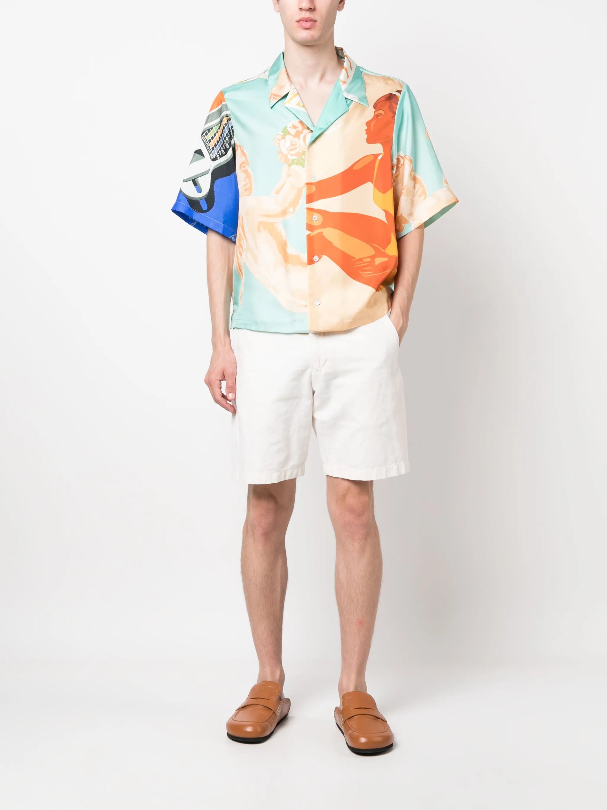 graphic-print short-sleeved shirt