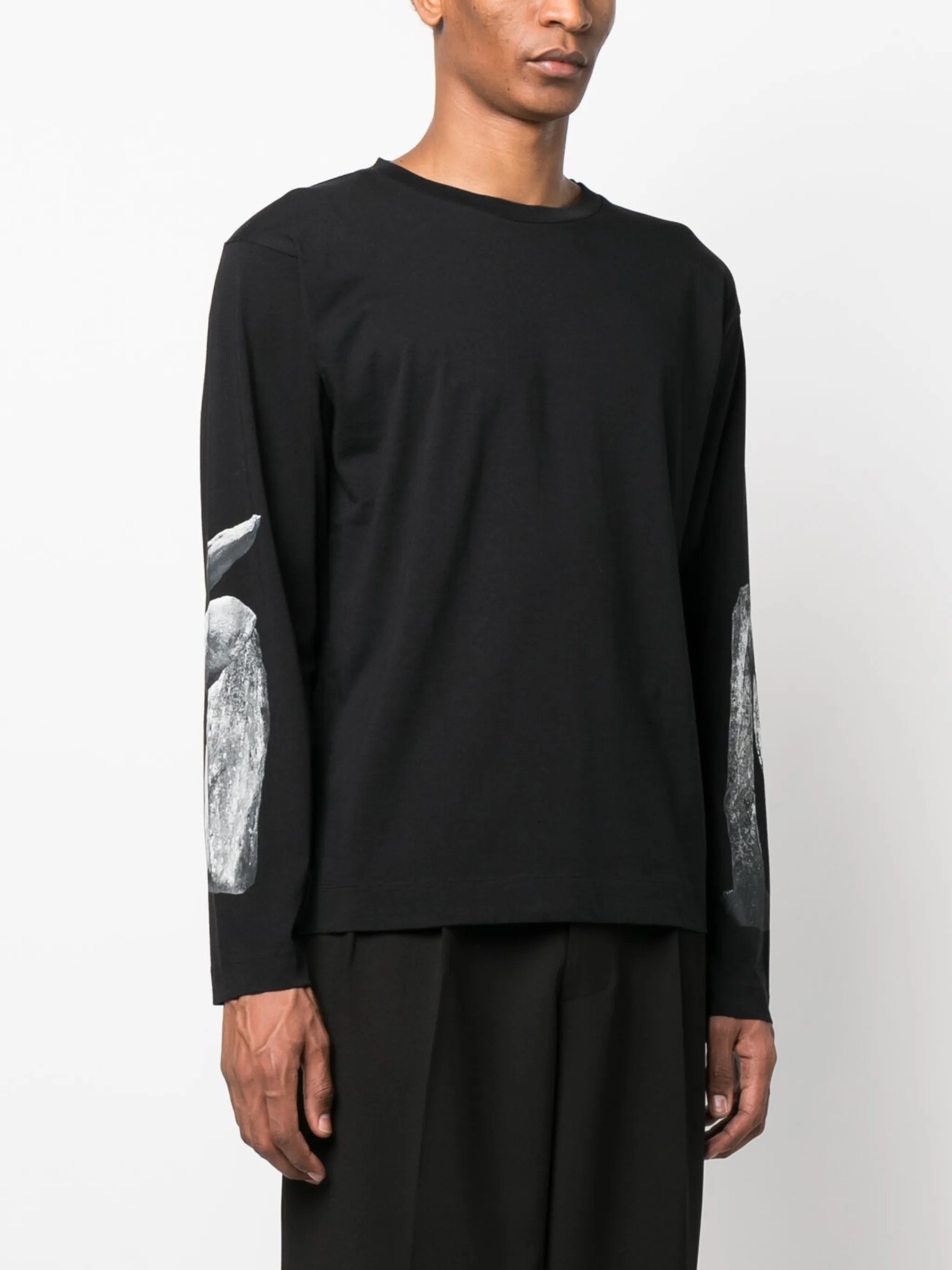 graphic-print long-sleeve T-shirt