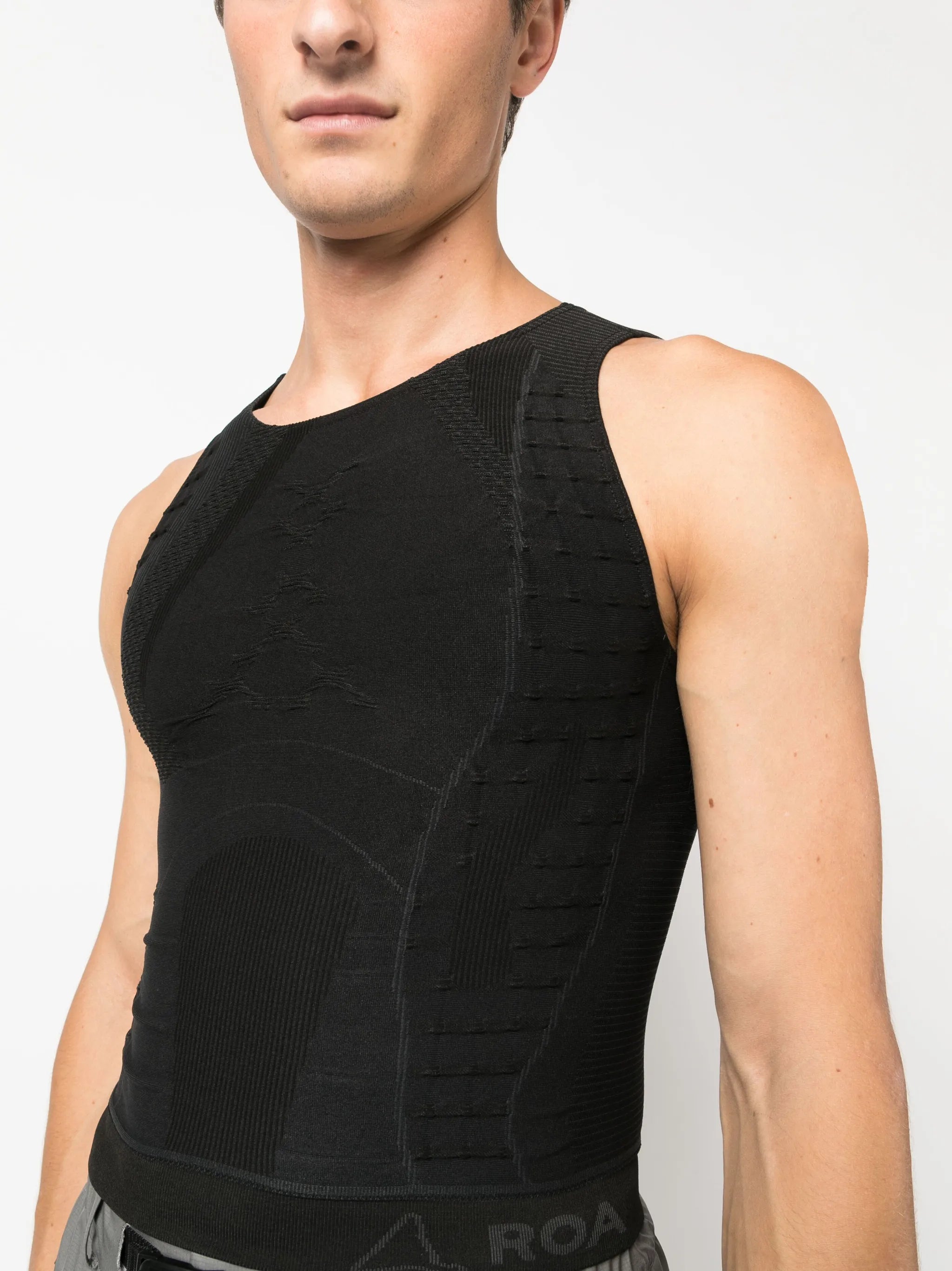stretch sleeveless tank top
