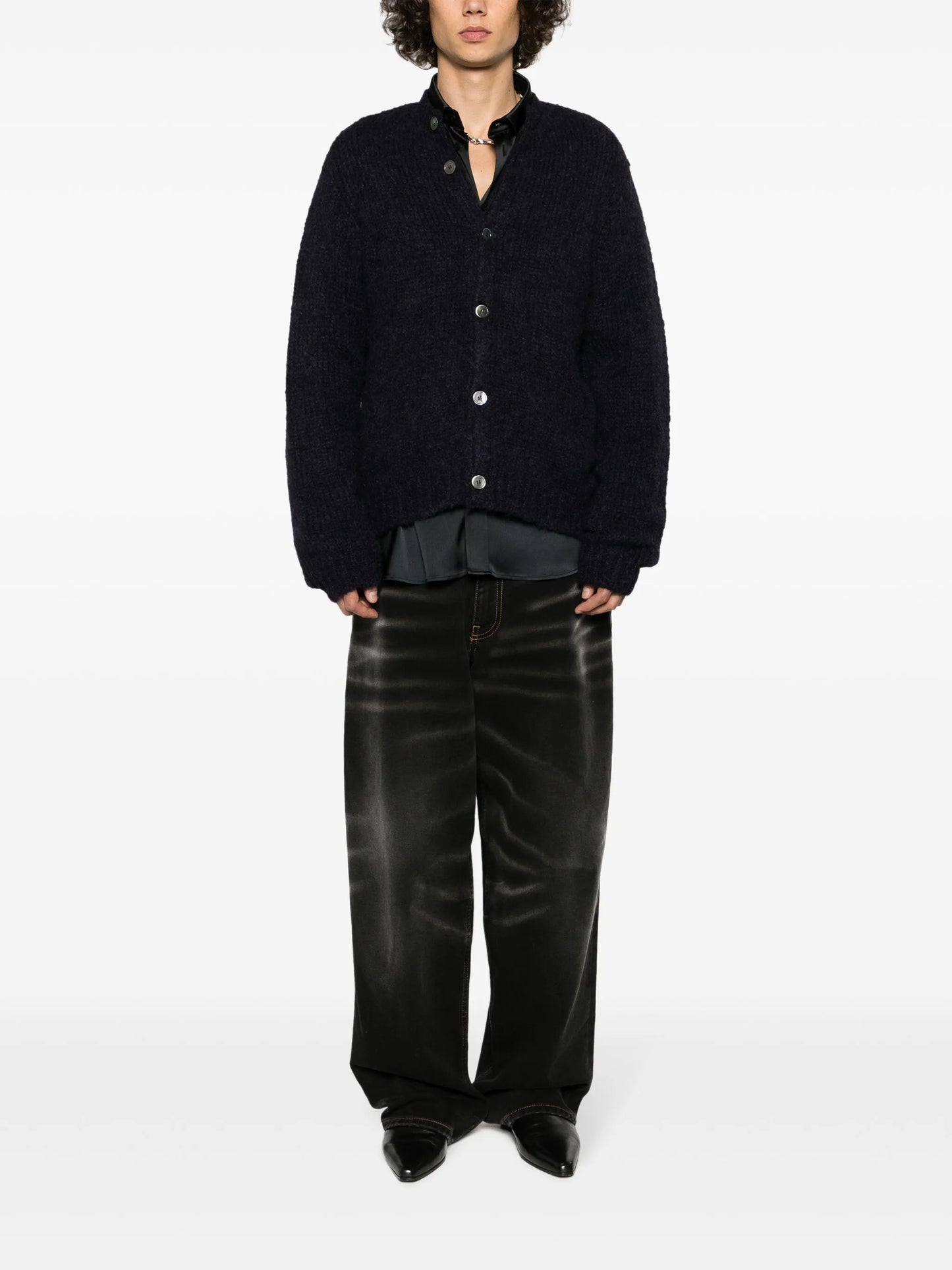 crew-neck button-up carrdigan