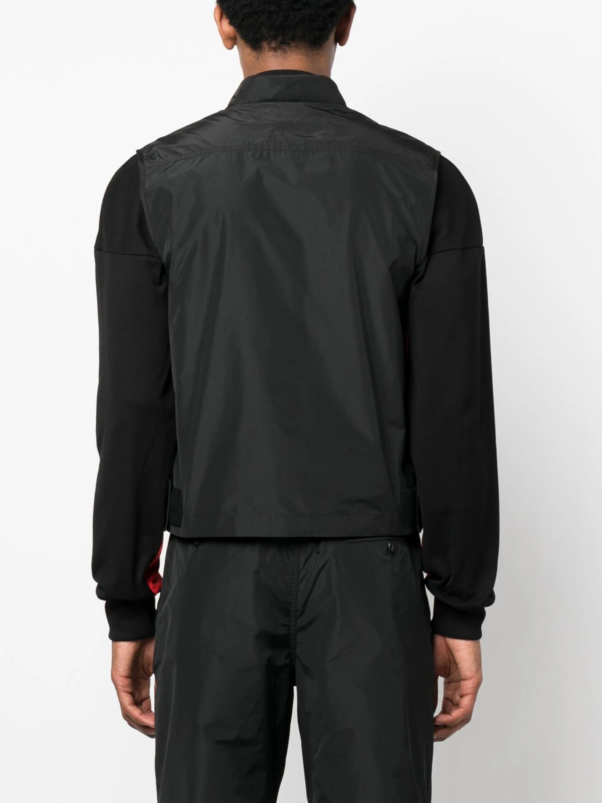 band-collar gilet