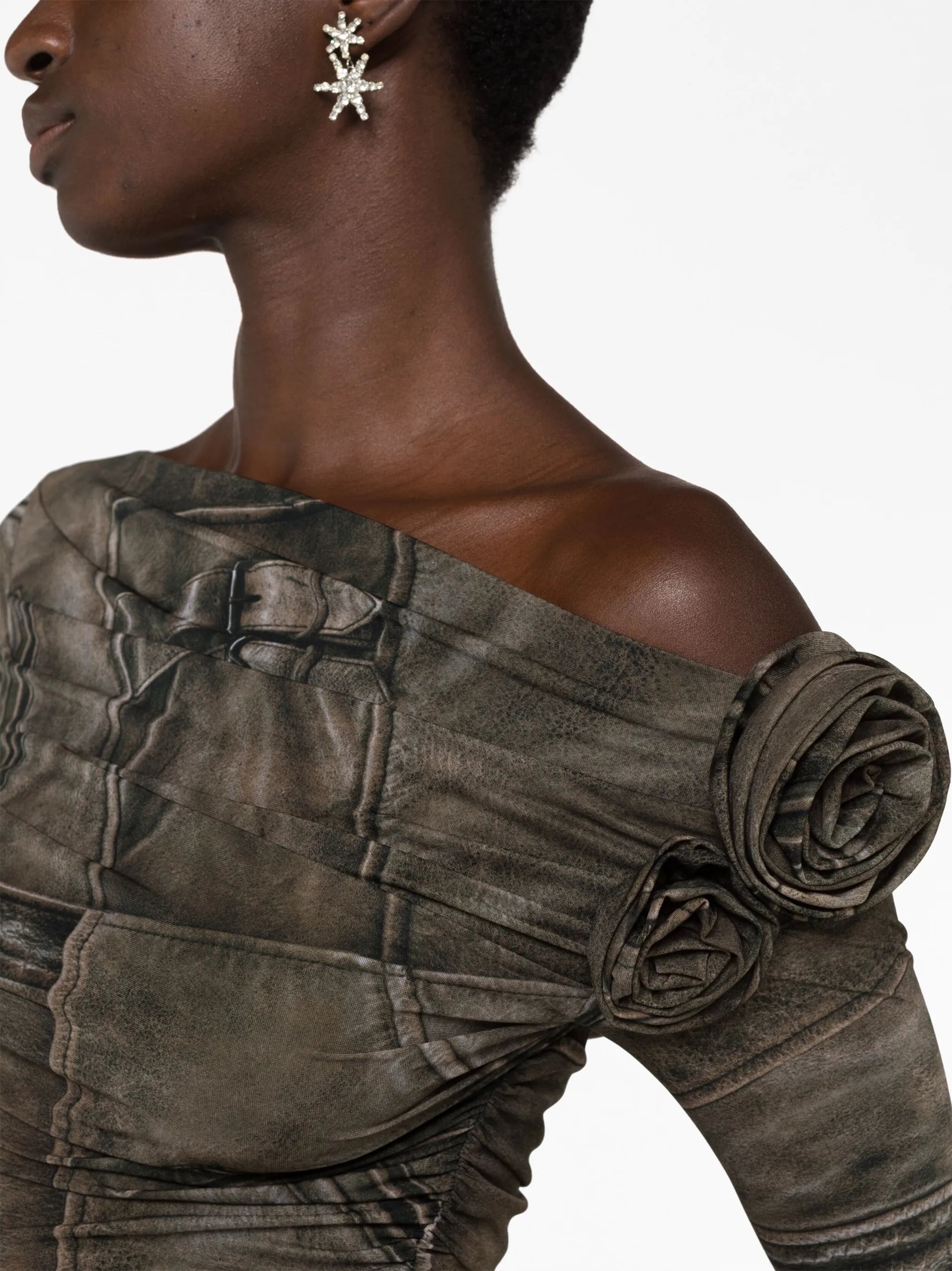 rose-appliqué trompe l'oeil dress
