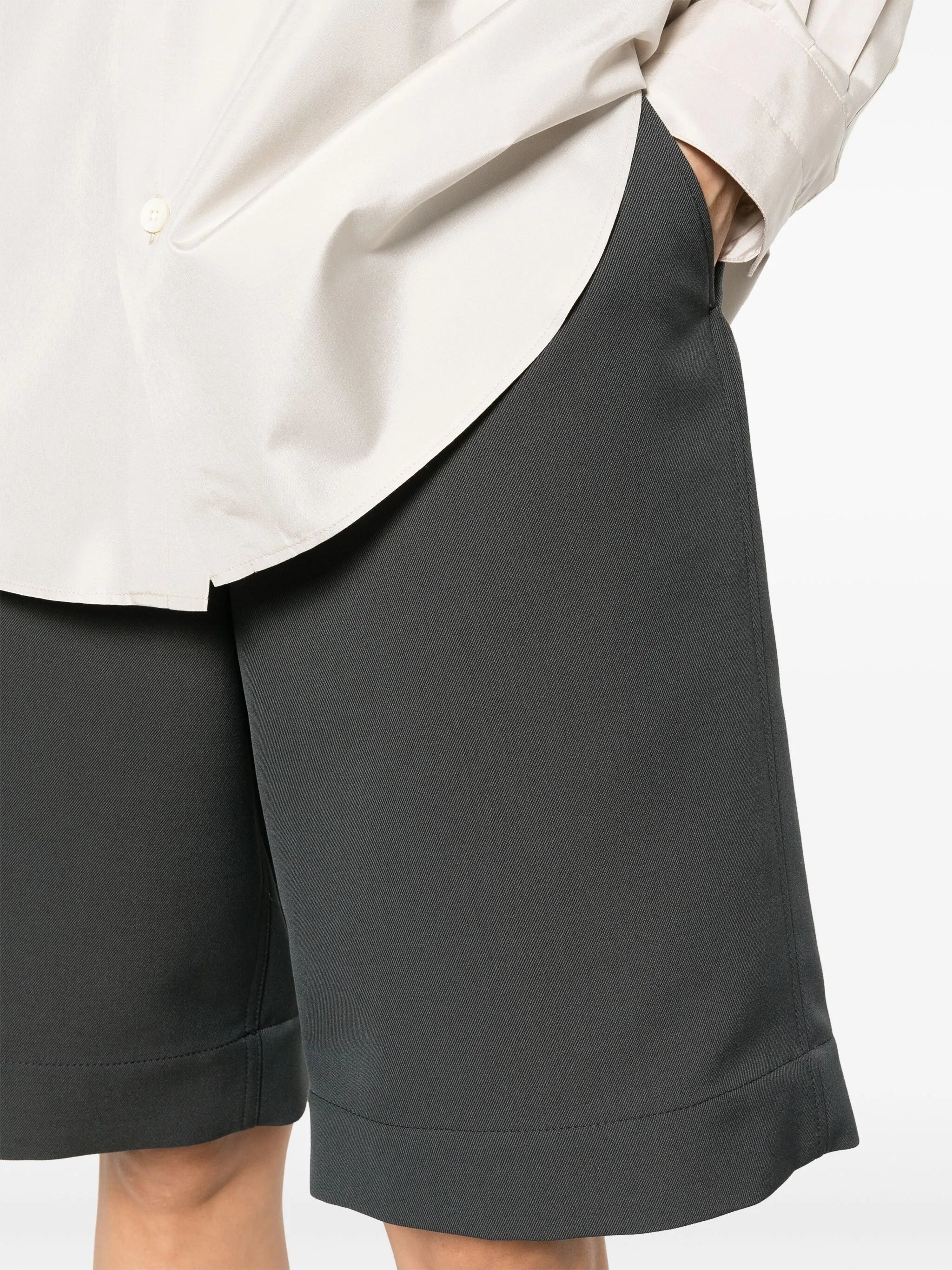 wide-leg twill bermuda shorts
