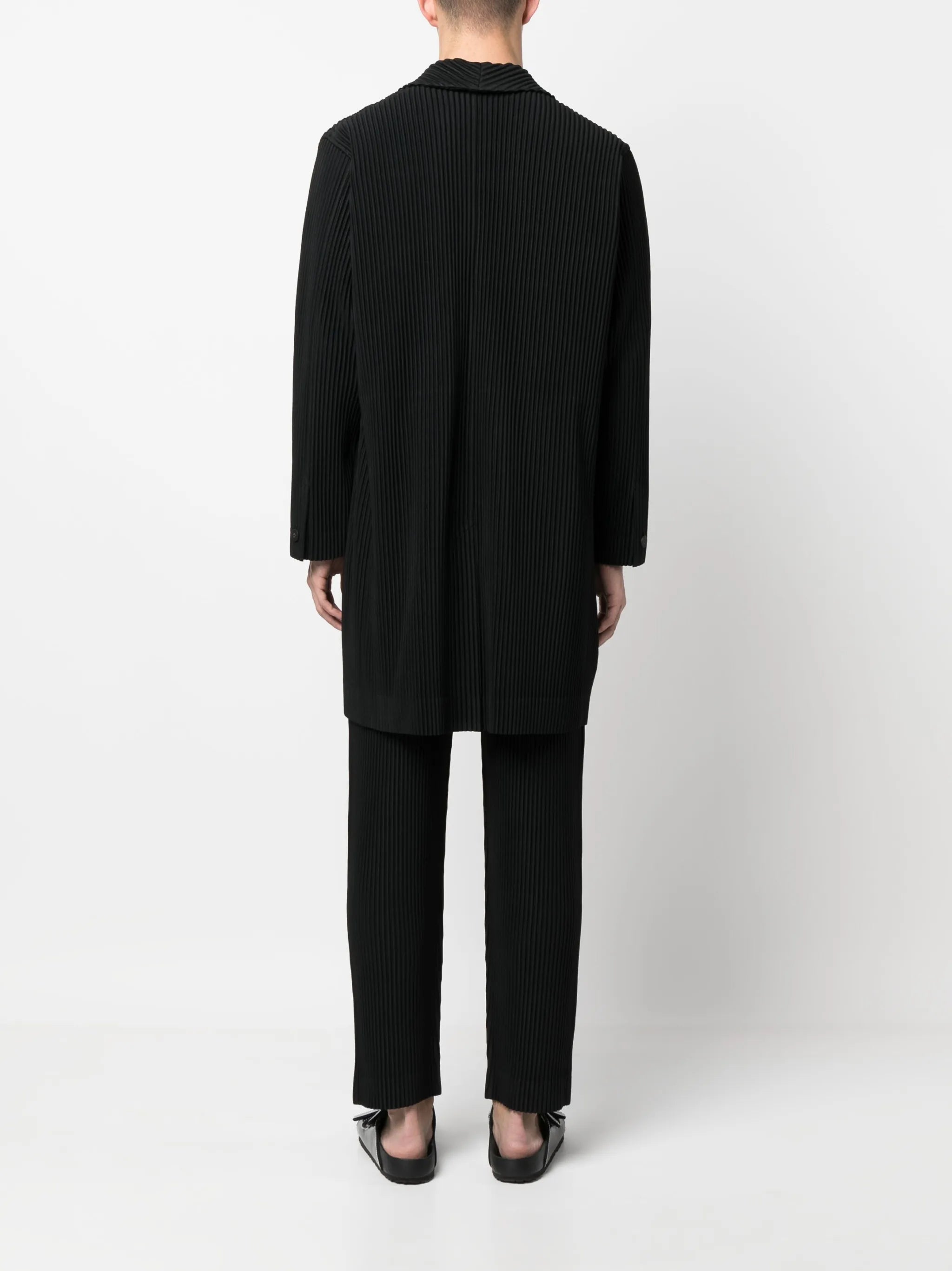 plissé single-breasted coat