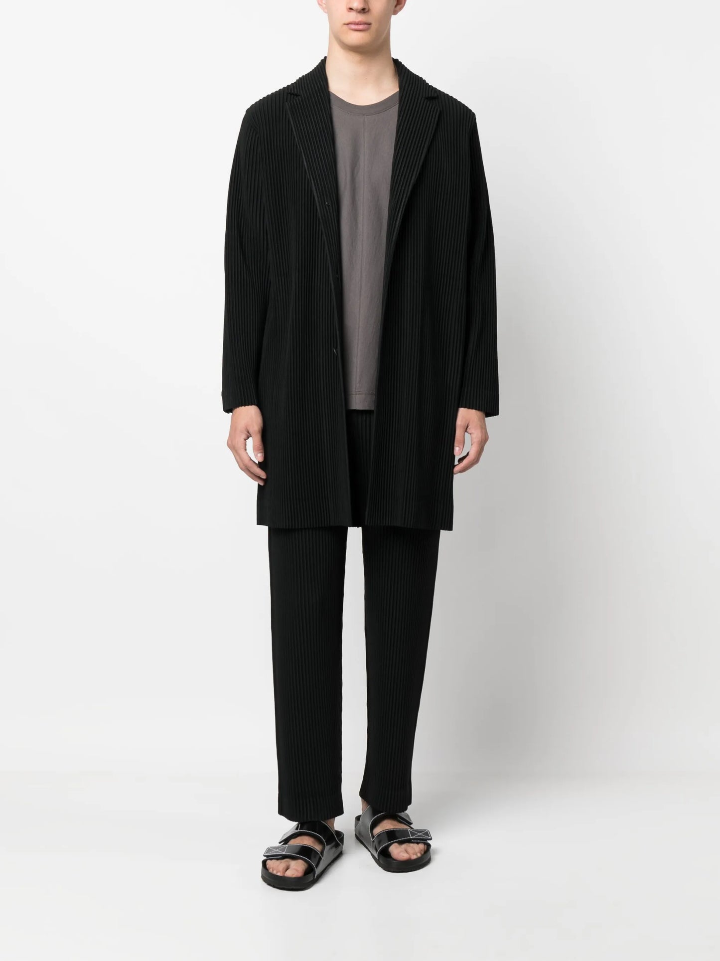 plissé single-breasted coat