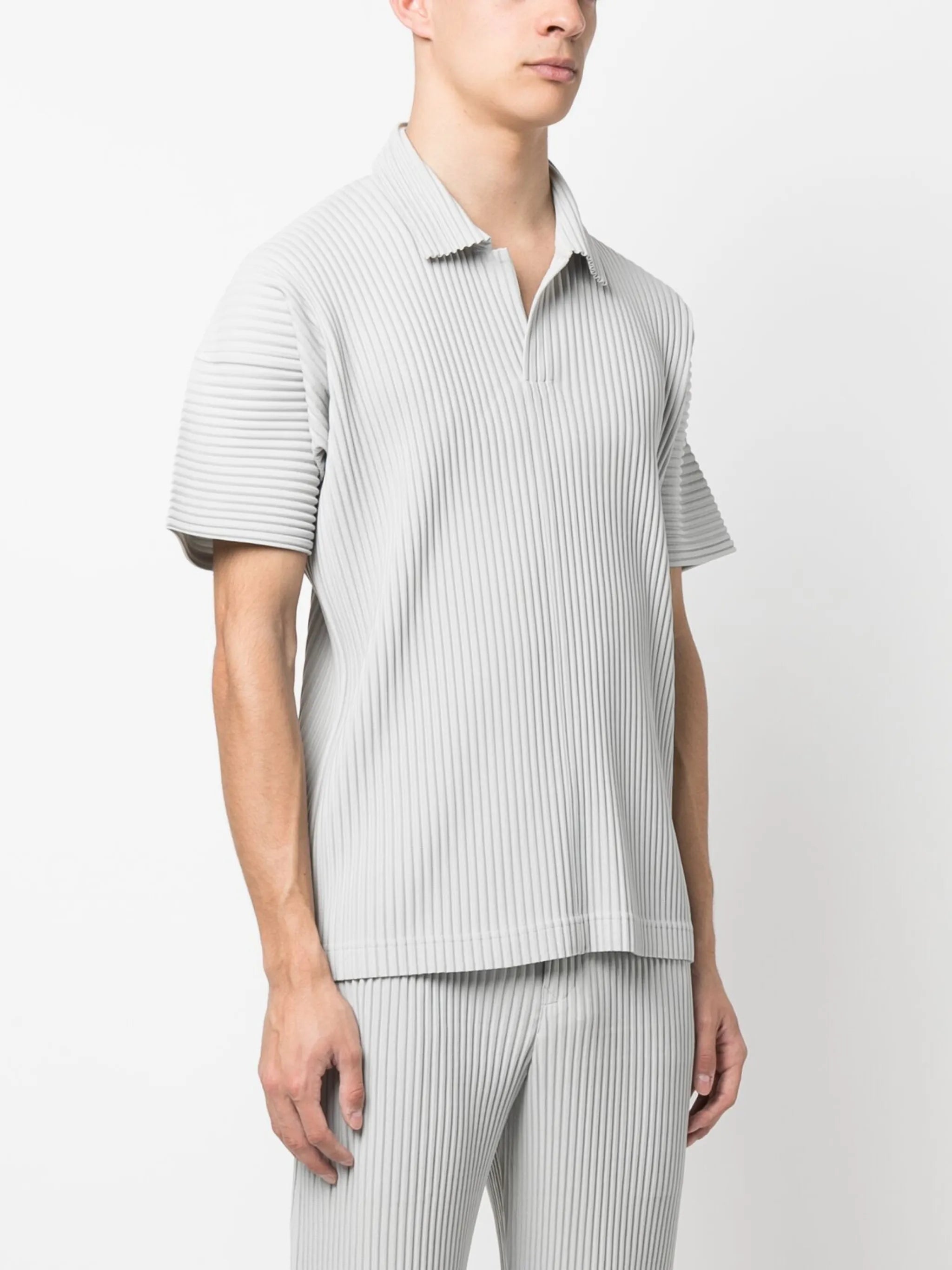 short-sleeve ribbed T-shirt