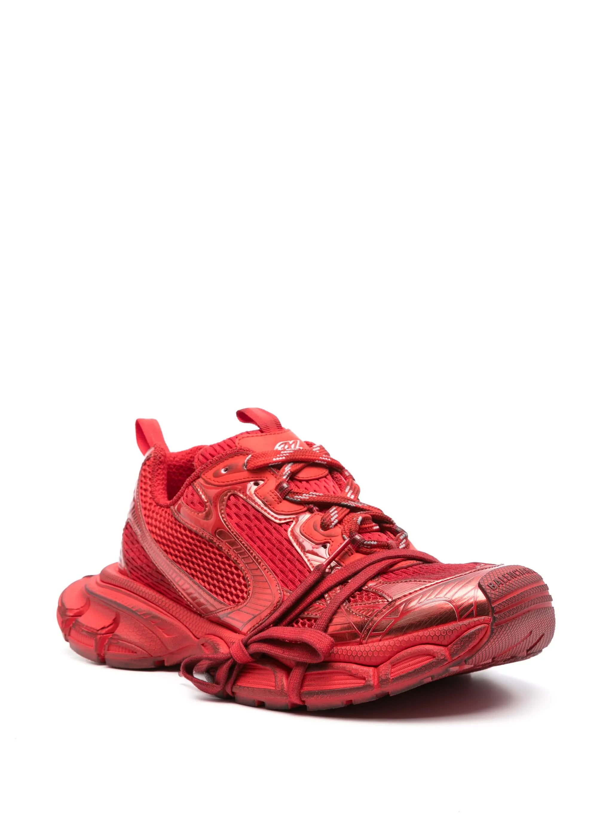 3XL sneakers