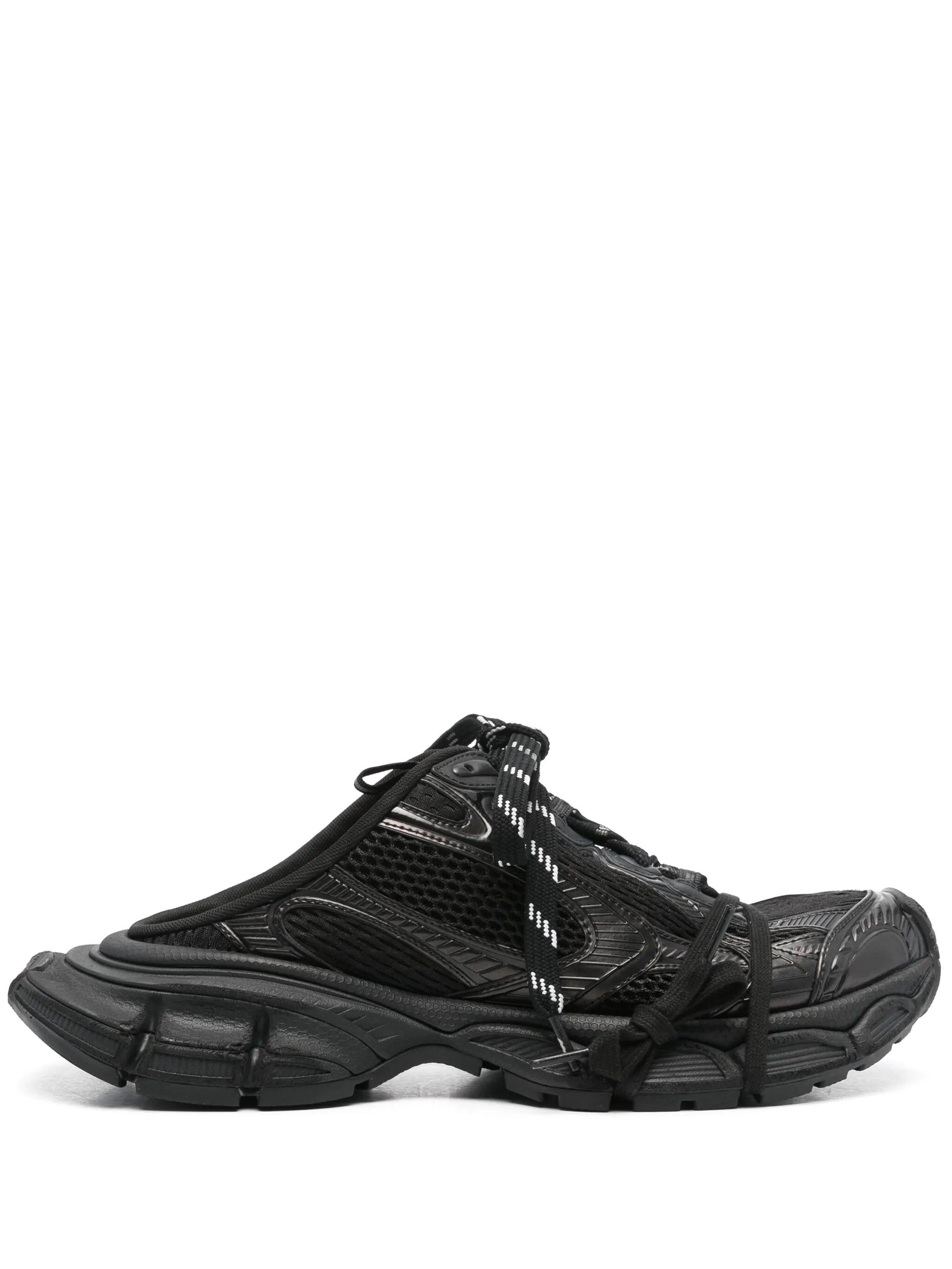 3XL sneakers