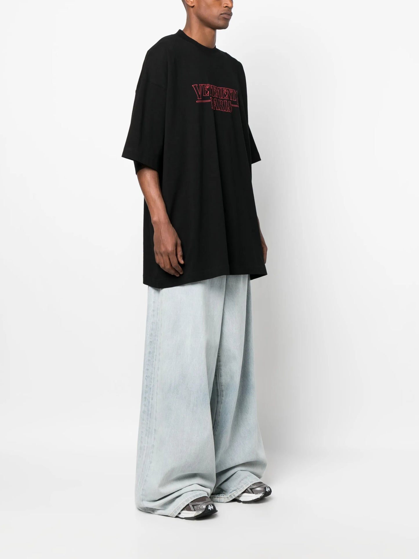 Paris logo-print short-sleeve T-shirt