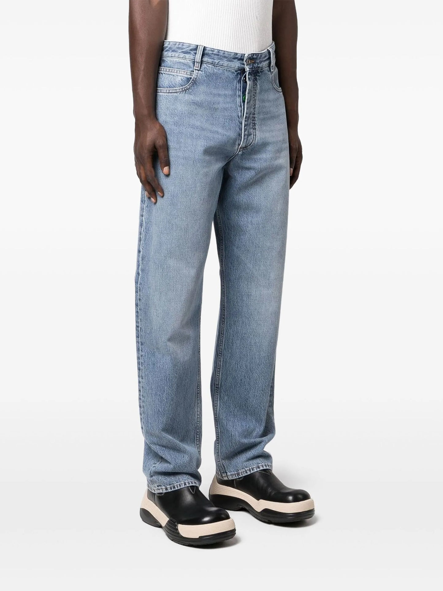 mid-rise straight-leg jeans