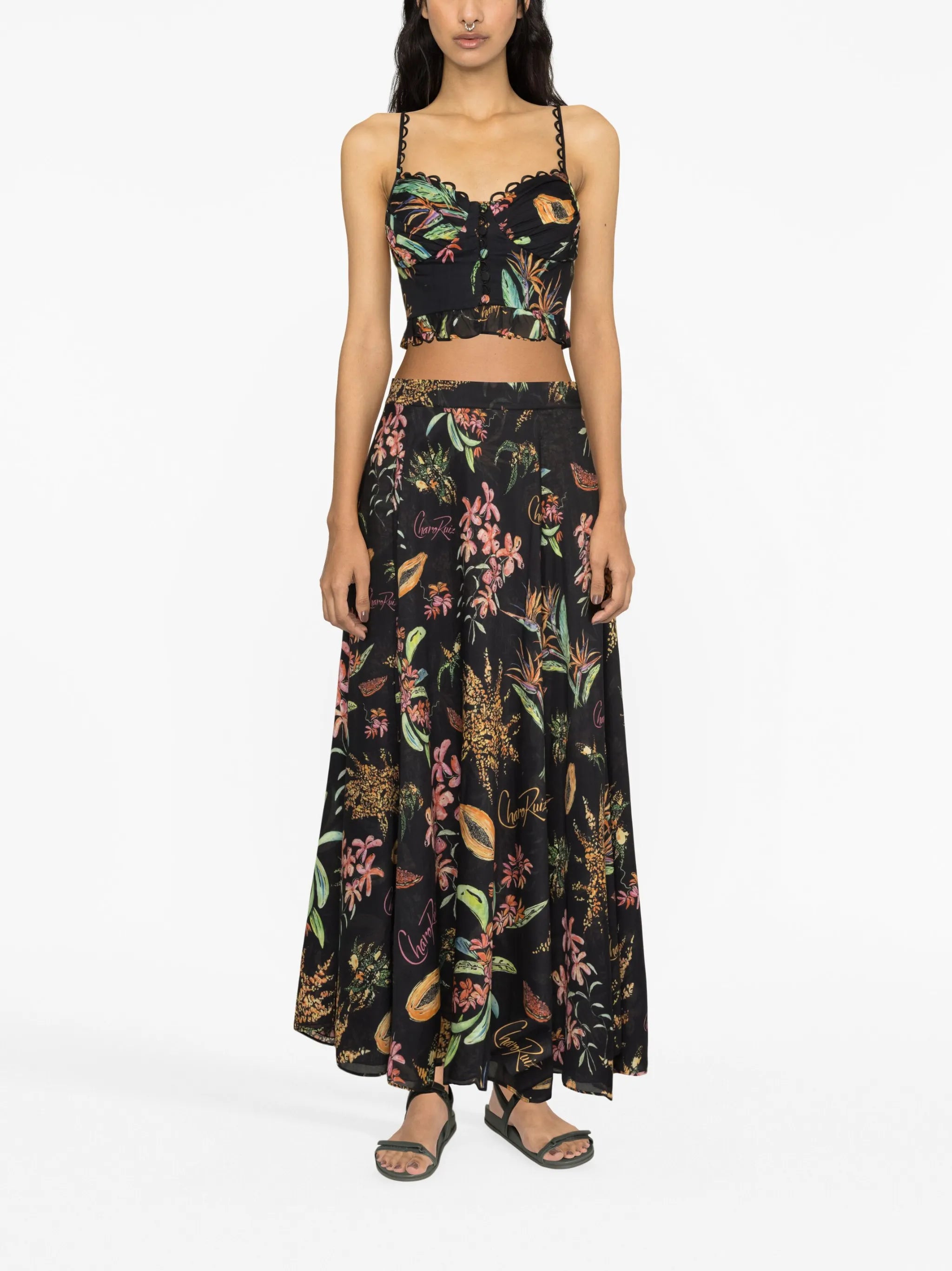 sweetheart-neck cropped top